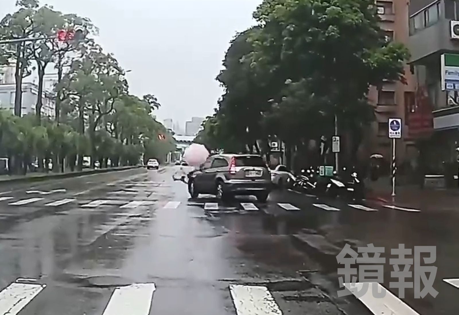 加拿大官方不客氣點名　「台灣最魯莽的風景是機車」！不守法狀況多