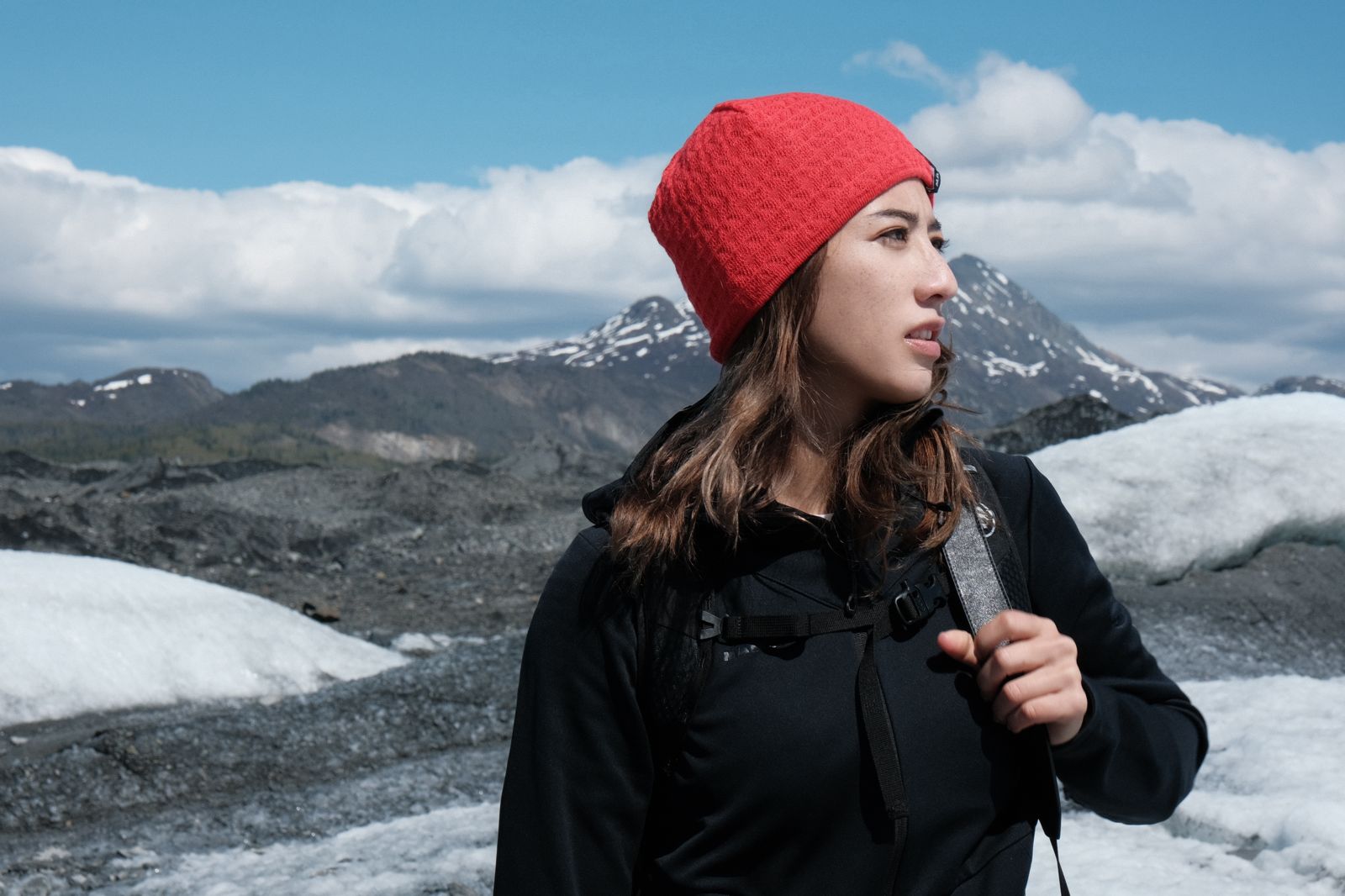 瑞瑪席丹隨《親密之海》劇組至阿拉斯加實地取景。CATCHPLAY提供