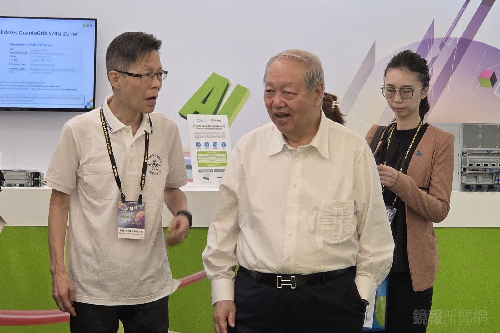 廣達AI伺服器機櫃級旗艦QCT AI POD亮相SC25