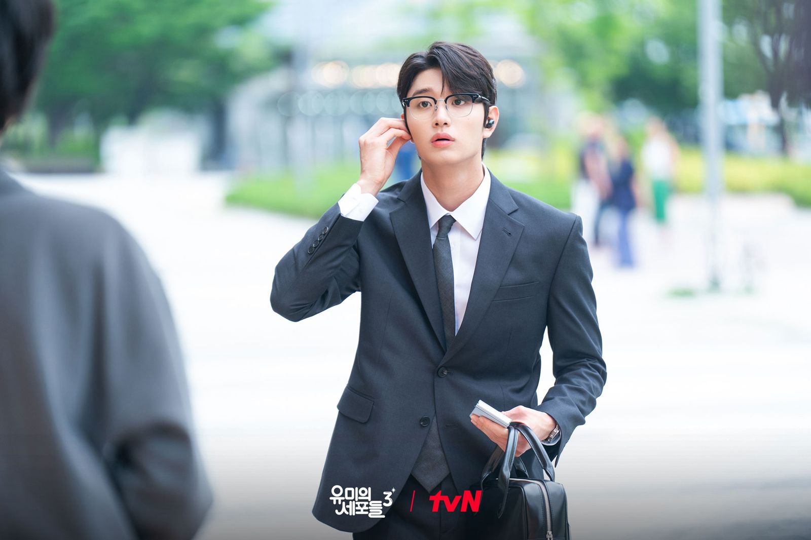 金載原飾演的馴鹿十分理性，卻不知不覺被金高銀飾演的柔美動搖。翻攝IG@tvn_drama