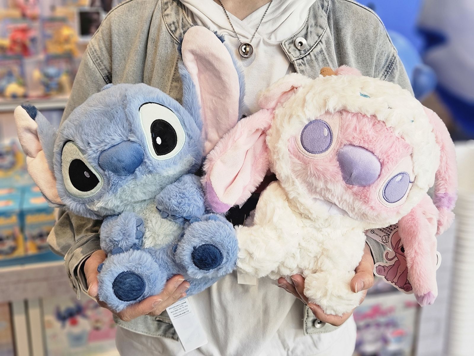 迪士尼經典角色「史迪奇」玩偶。圖／加州椰子提供