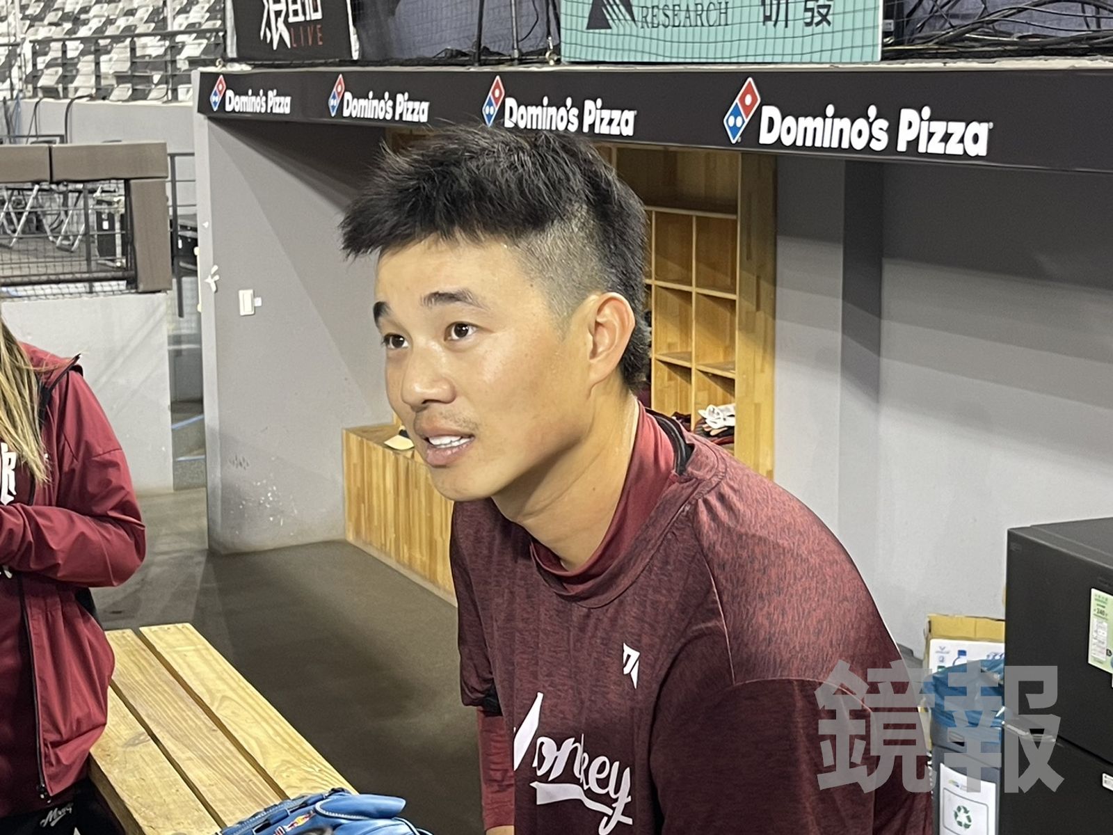 中職／花米開球送進「老虎」手套　黃子鵬爆林立兒「擊球嚇死人」