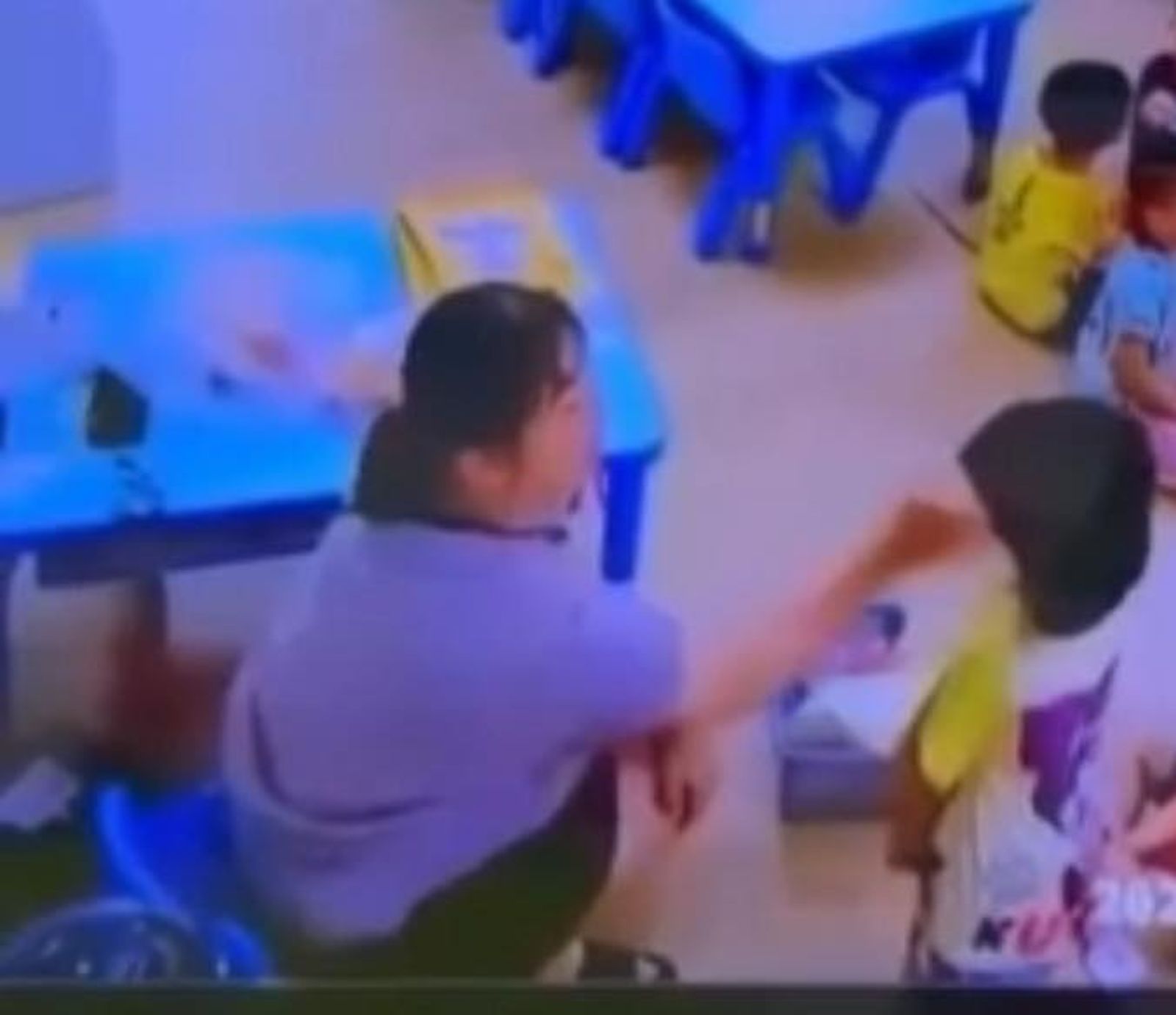 竹南教保員「連搧幼童10巴掌」全被錄下！幼兒園急道歉+解聘…鍾東錦怒批：要罰到怕