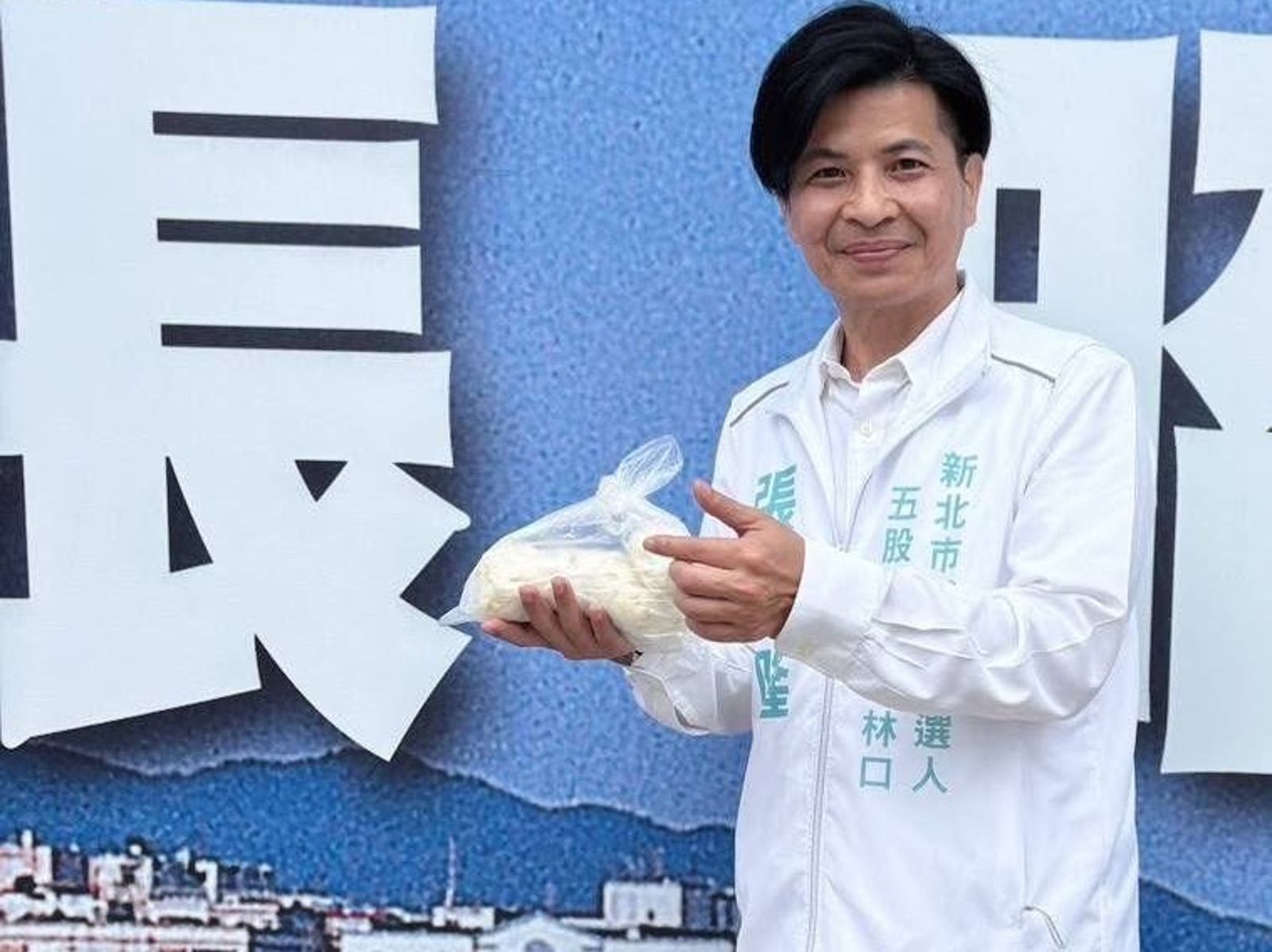 新北首例!送蘿蔔糕涉賄選 前民眾黨副發言人張昭隆起訴續押禁見