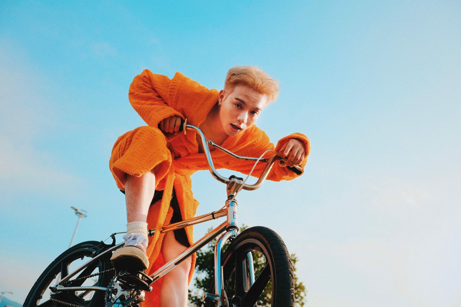 「深夜狂操5小時」慘痛下場曝光　黃號苦喊：腿不是我的腿