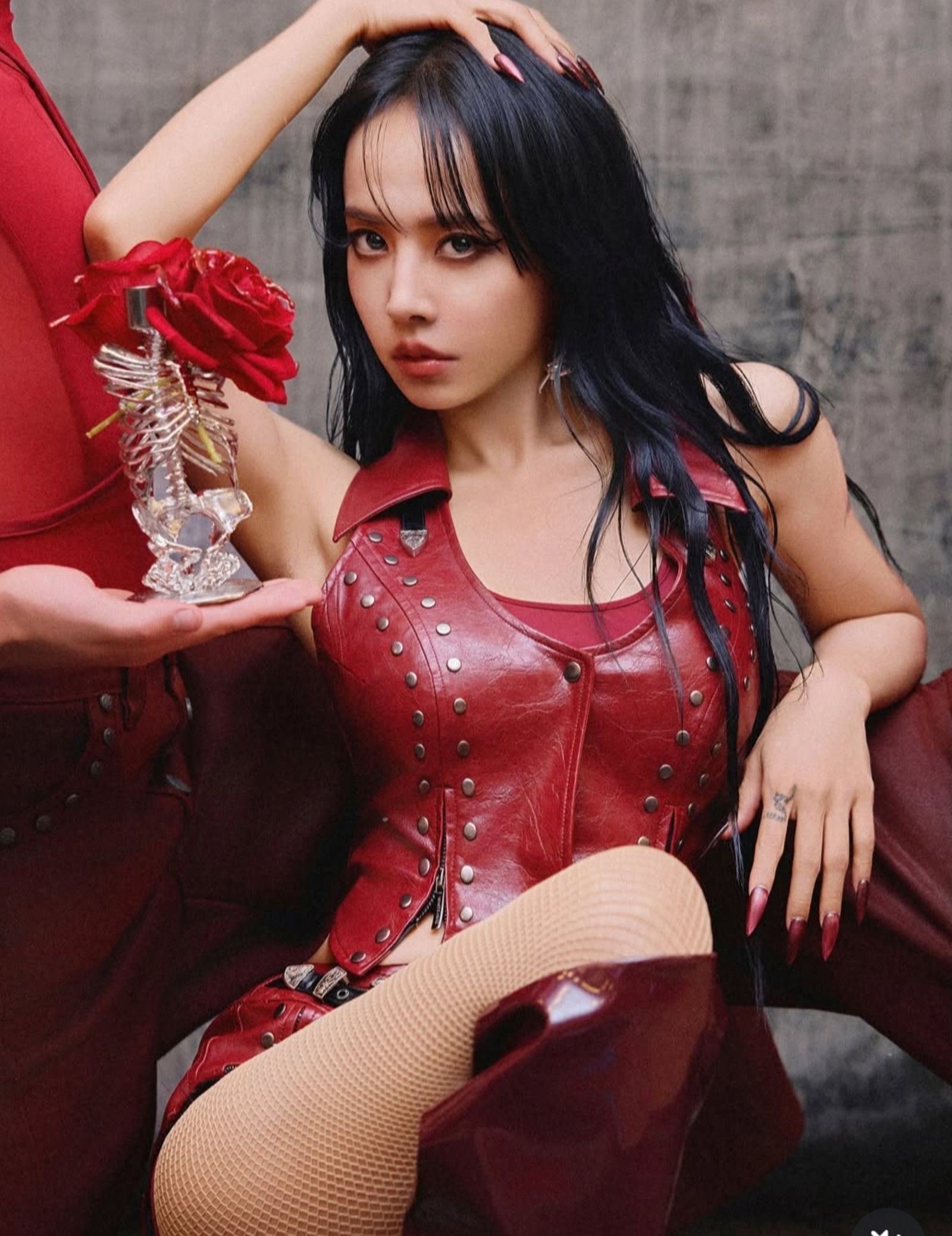 蔡依林24日登上國際舞台唱跳逾半小時臉不紅氣不喘狀態驚人。翻攝蔡依林工作室微博