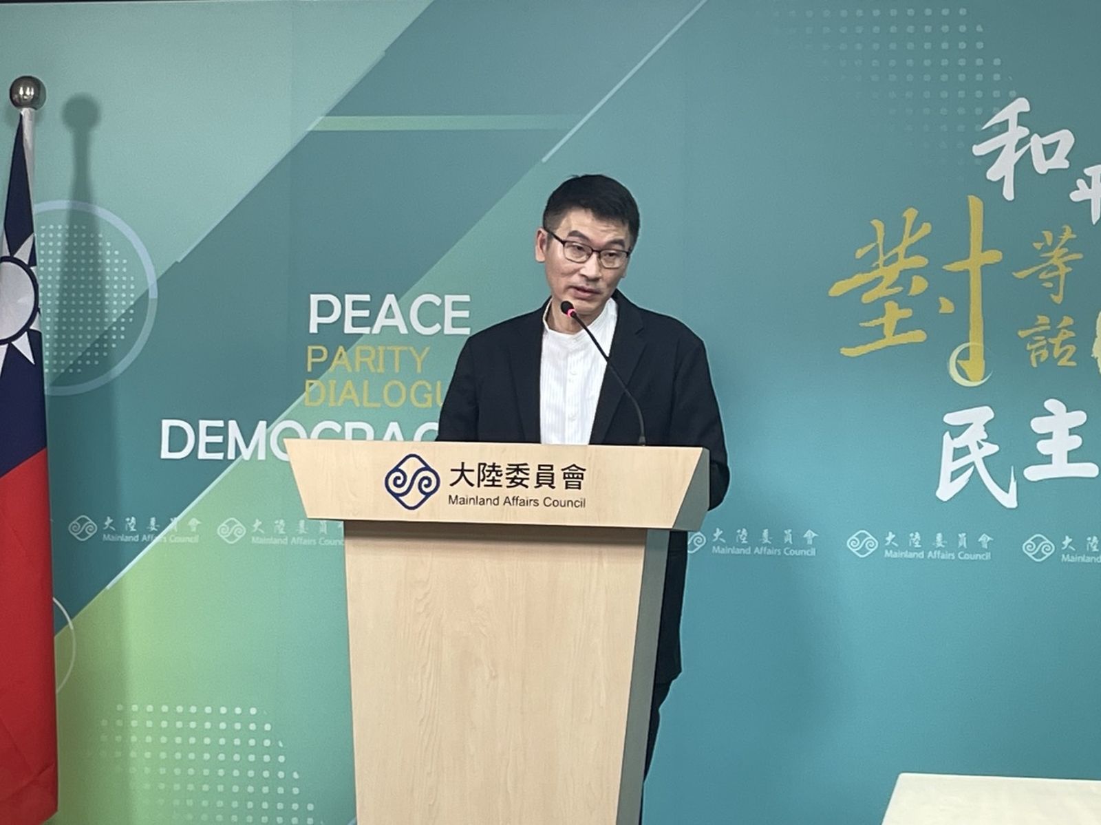 鄭麗文稱訪美規格「史無前例」 梁文傑笑回:有超乎常人的信心