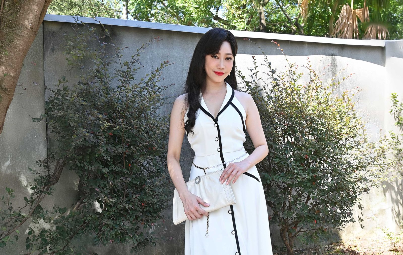 星二代宣布豔麗新身份!自備18公分高跟鞋氣勢十足 一現身就攪亂春水產生複雜糾葛