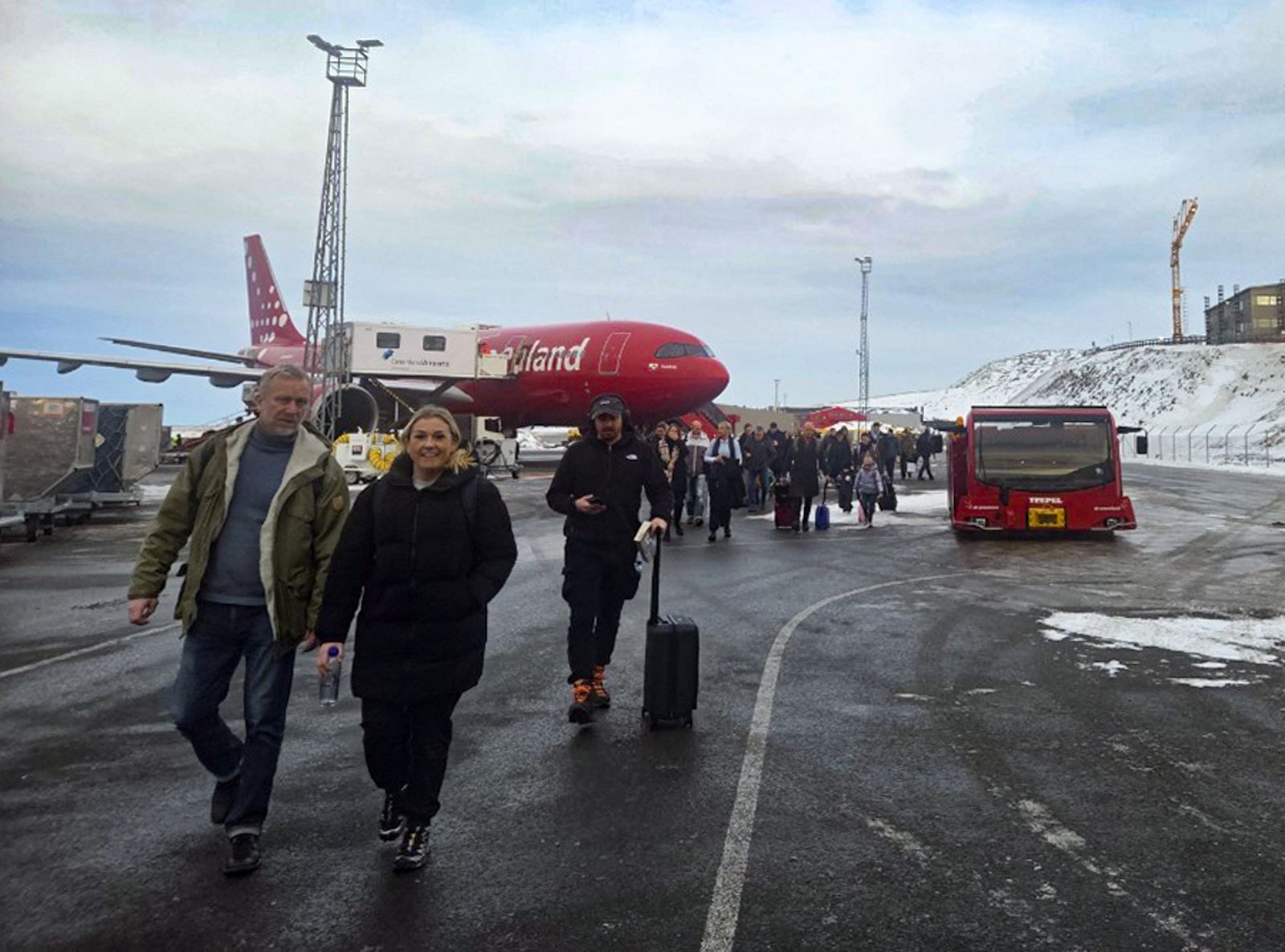 格陵蘭的冰川之下，湧動的不是地緣爭端本身，而是國際秩序轉型的暗流。圖／東方IC