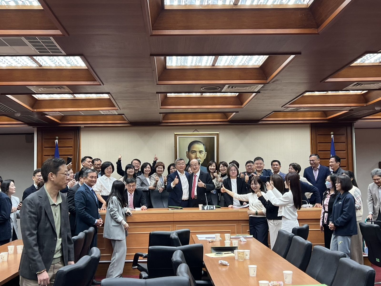 民進黨團新任幹部名單出爐！民眾黨團：盼務實理性審議法案