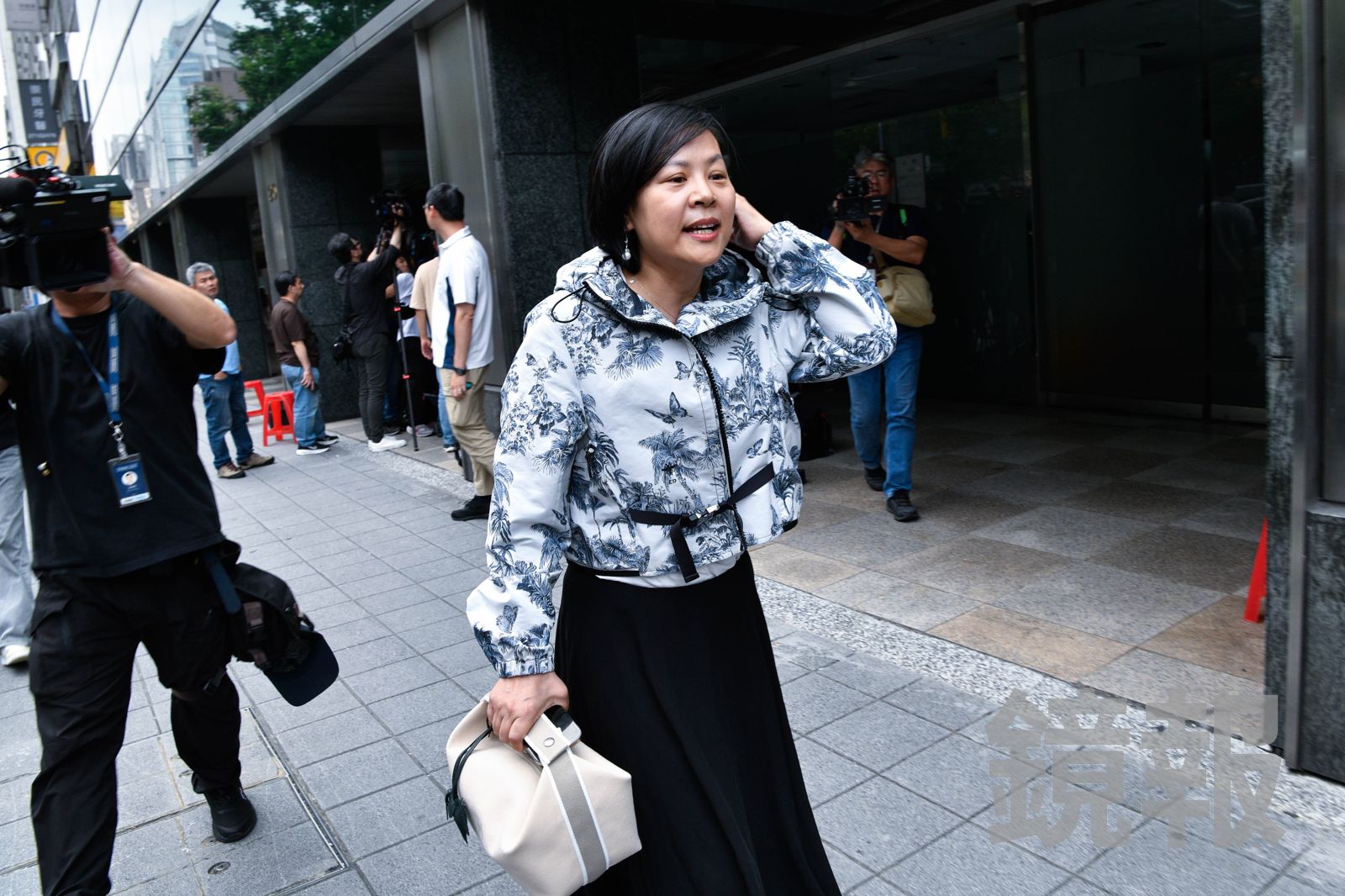 李貞秀遭逼退恐大爆破？張育萌揭「新故鄉協會」監事身分：她知道得可多了