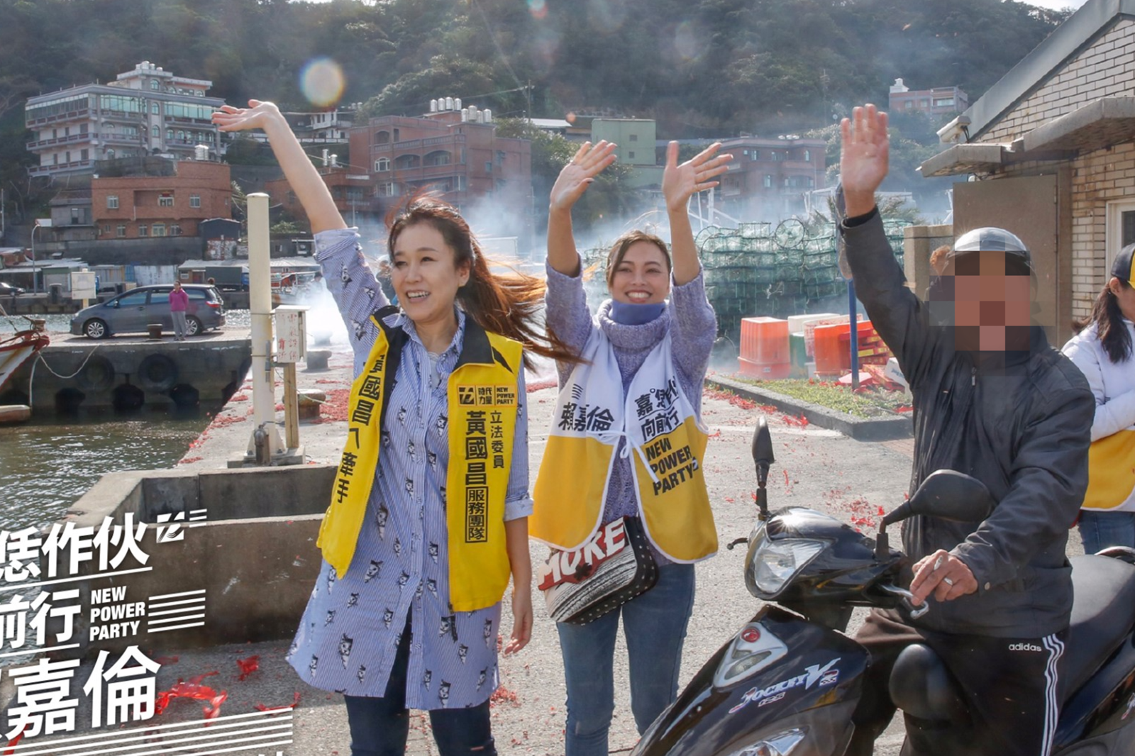 被王義川所爆出的李郁衿（中），事實上不負責拍攝，僅負責一般行政事務。（圖／翻攝賴嘉倫臉書）