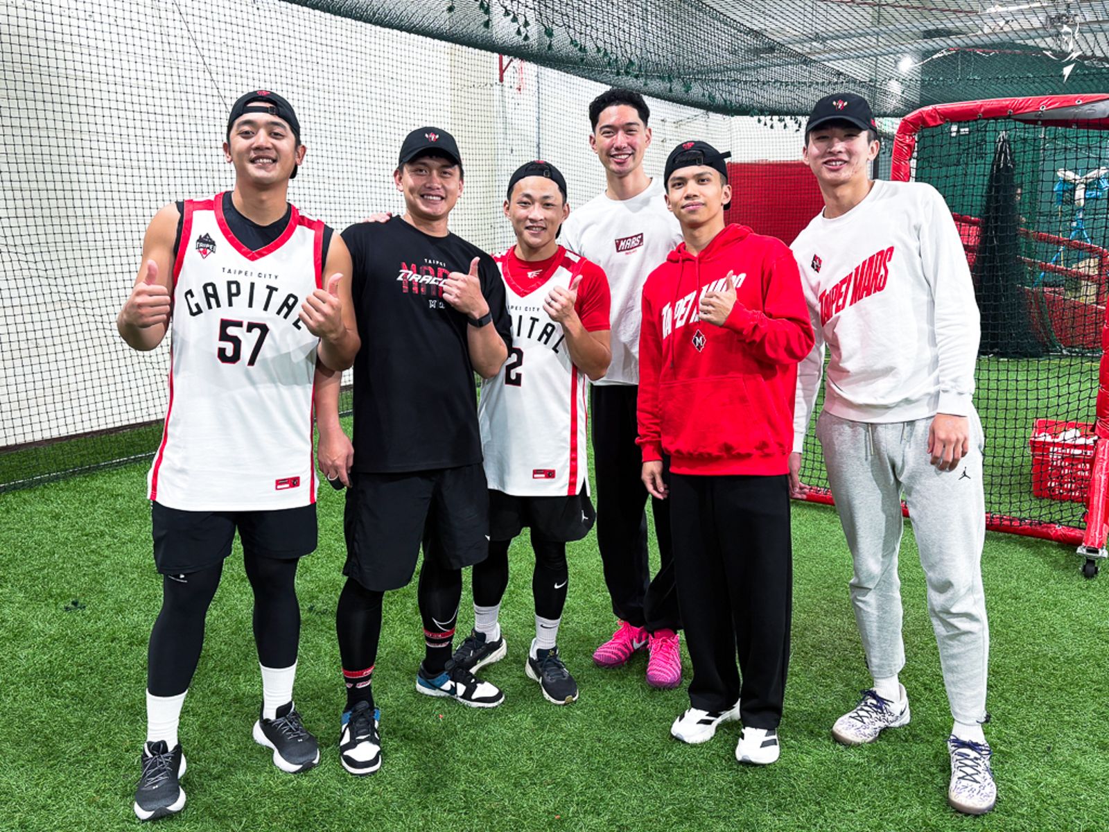 台新戰神攜手味全龍跨界合作　拿莫・伊漾17日《當紅不讓》主題日開唱