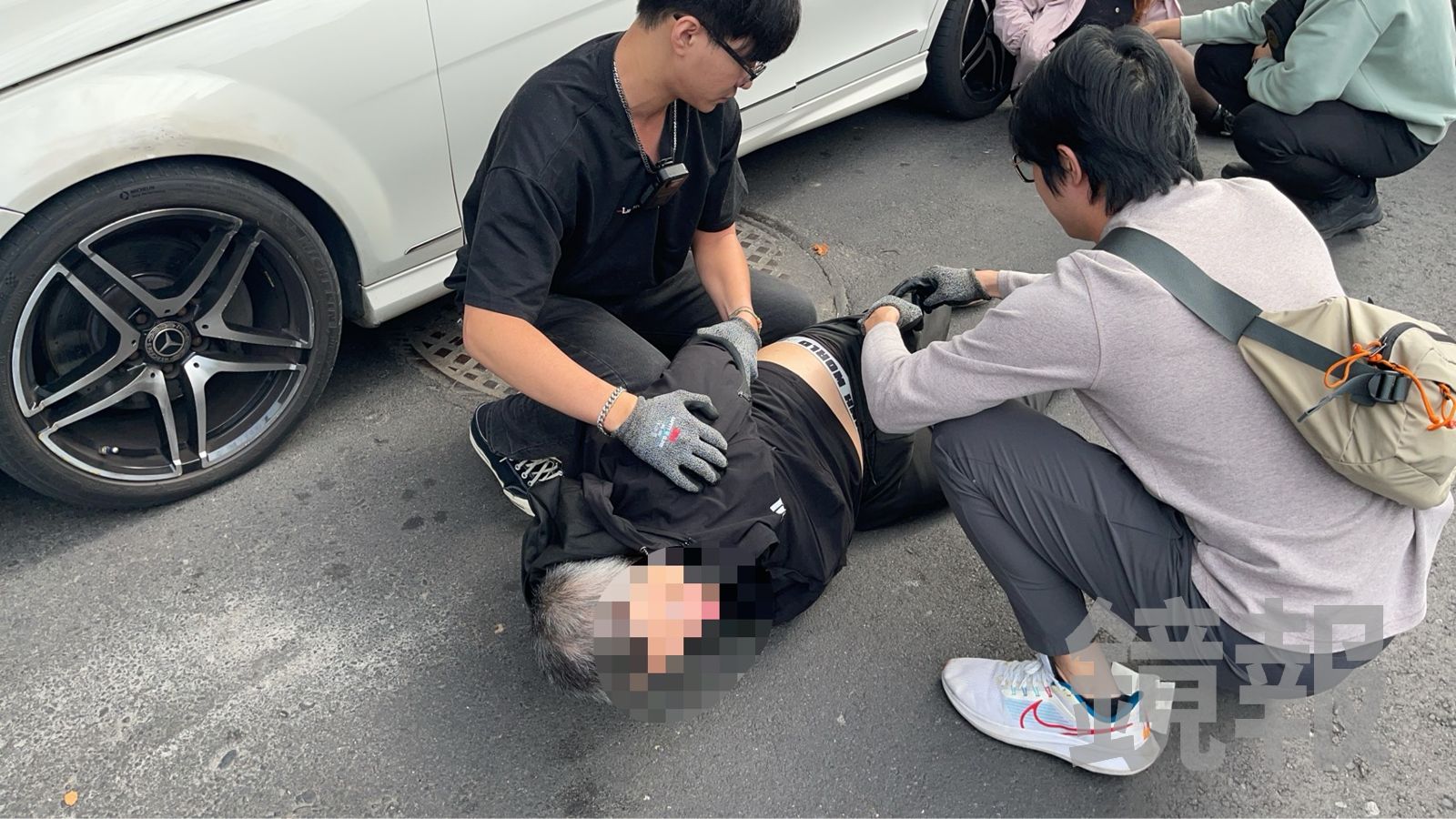懷疑被咬出是毒品上游!弘仁會大哥私刑打斷腿勒贖50萬 法院判5年4月