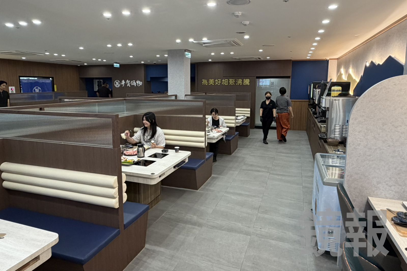 「井賀鍋物」新莊店用餐空間相當寬敞舒適,適合家庭、朋友聚餐。