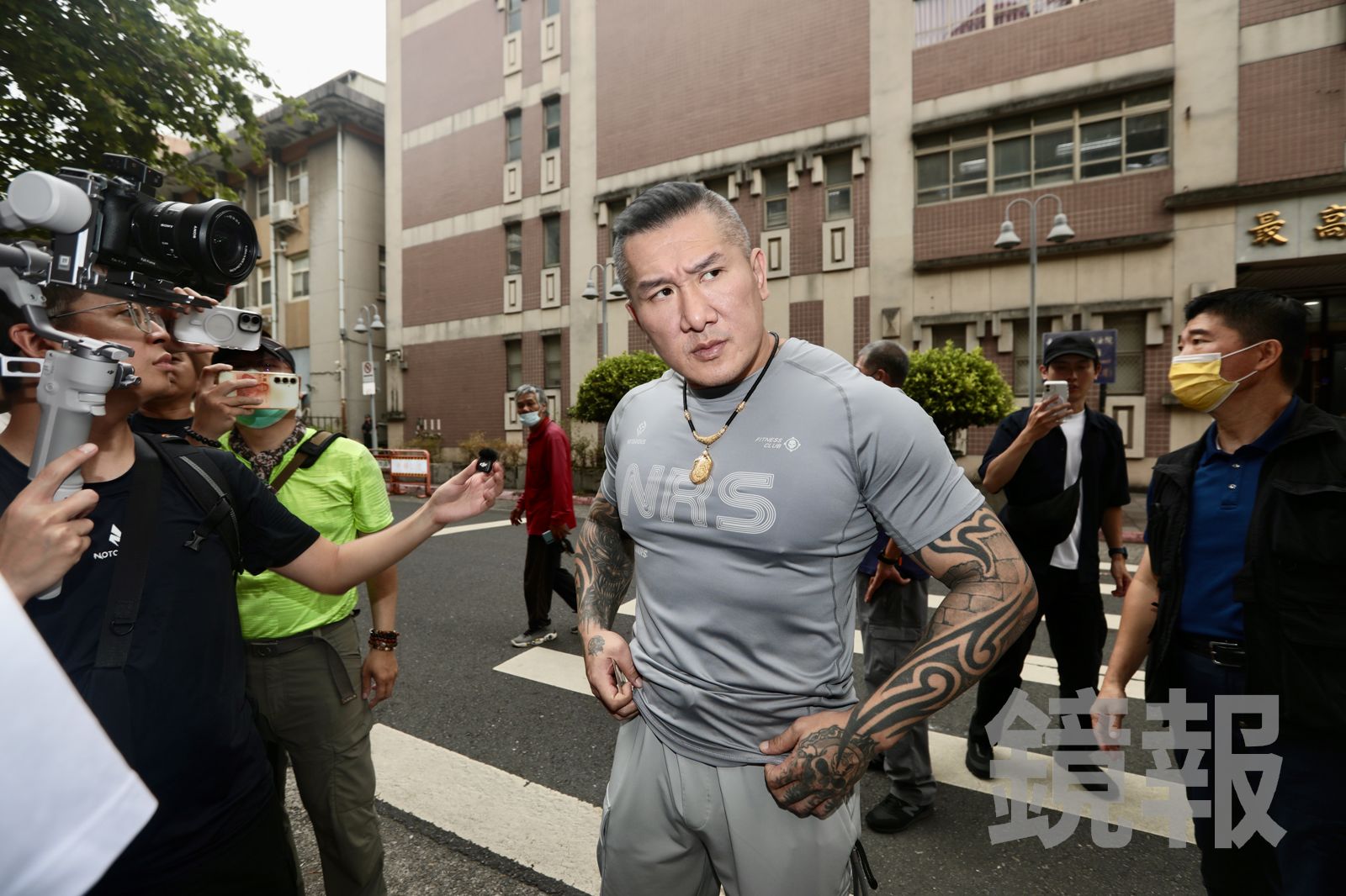 館長直播挺中國高喊「砍賴清德狗頭」 王浩宇氣炸報警:太離譜了