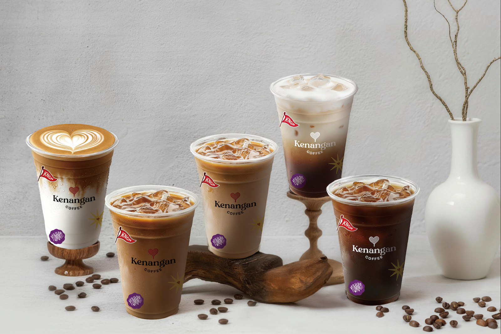 一天賣爆10萬杯！印尼凱娜克咖啡攻進信義A11，開幕買一送一