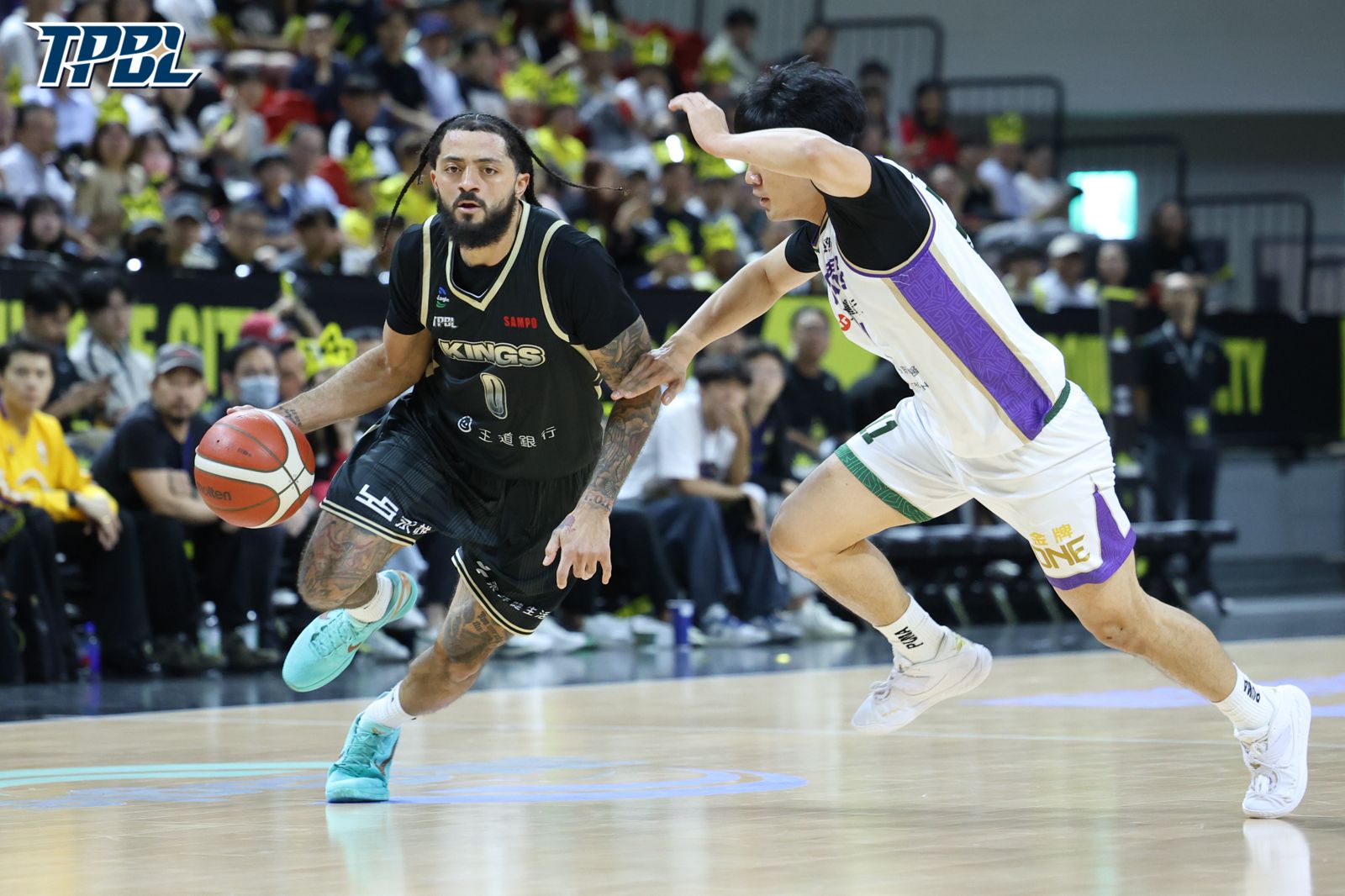 哎唷不錯哦!杰倫砍31分率新北國王2分險勝雲豹 克羅馬傳球再見失誤