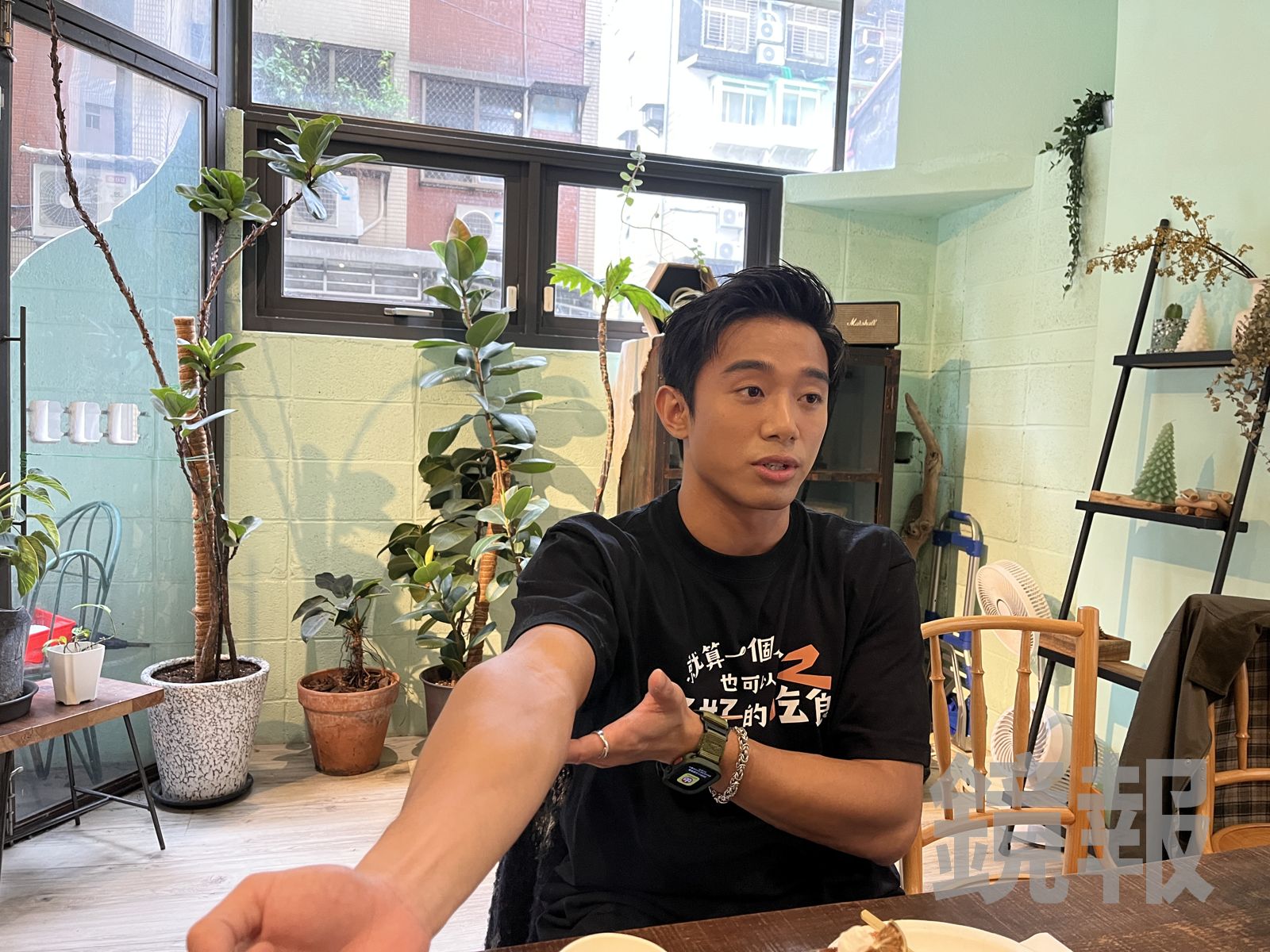 初孟軒曾聽友人討論如何免疫。劉慧茹攝