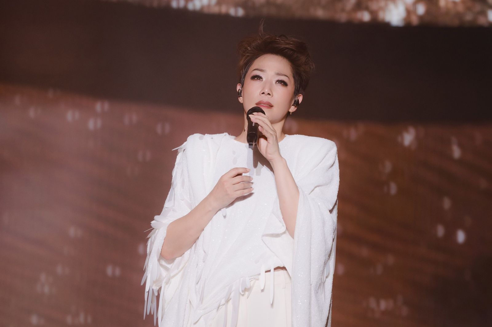 林憶蓮睽違23年重返舊居地開唱　落淚坦言「上海是我生命一部分」