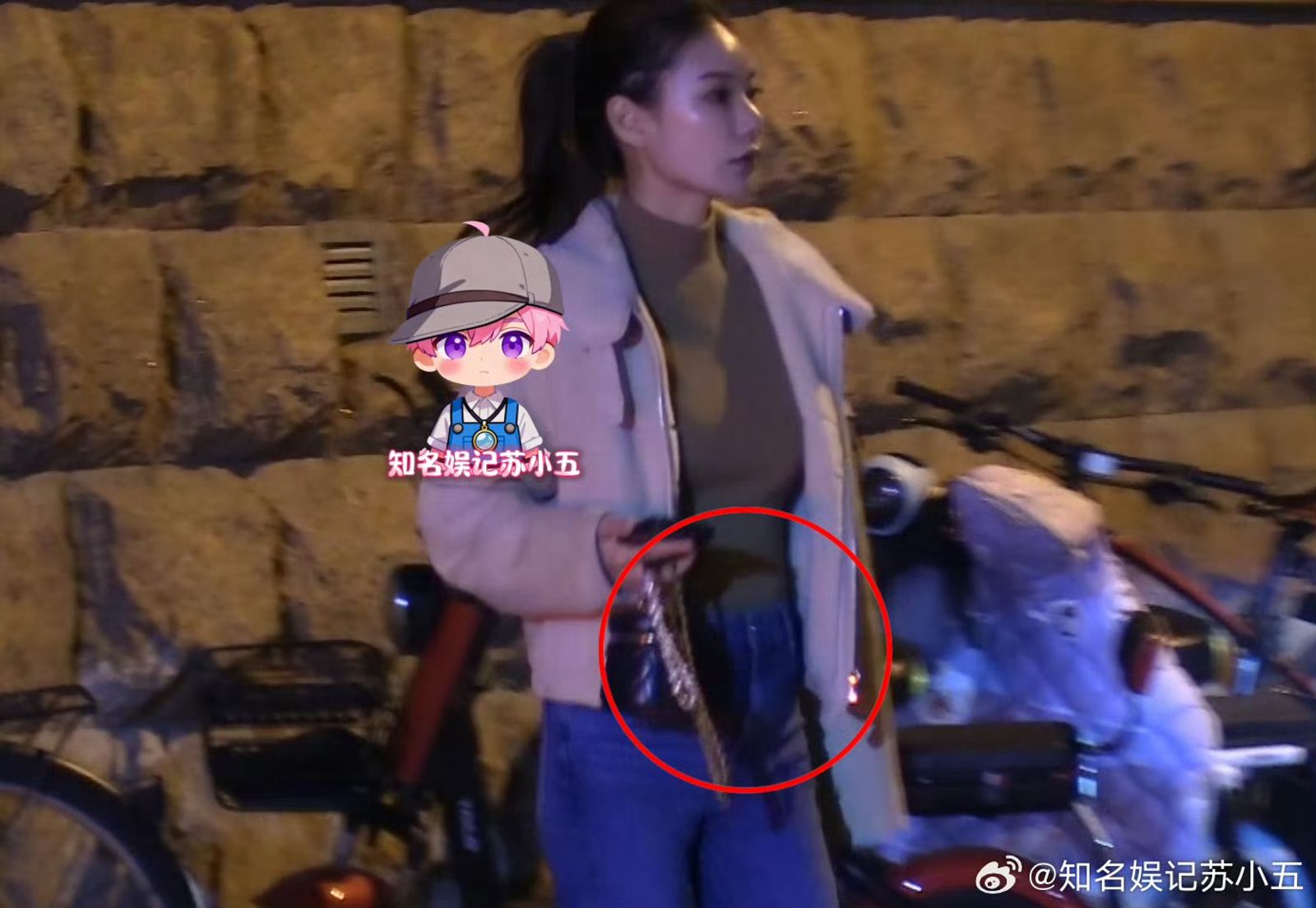 馬筱梅被拍到小腹隆起,且直播時透露自己胖了3公斤,並稱自己有諮詢過醫生,現階段增胖的數字是正常的。翻攝微博