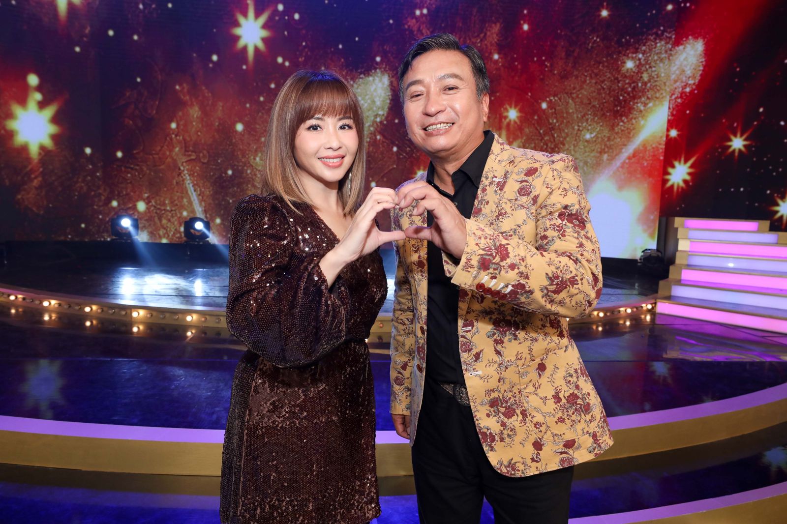 女歌手自爆成年曾被「綜藝大哥」私下要電話！閱人無數評價王中平「真憨厚」