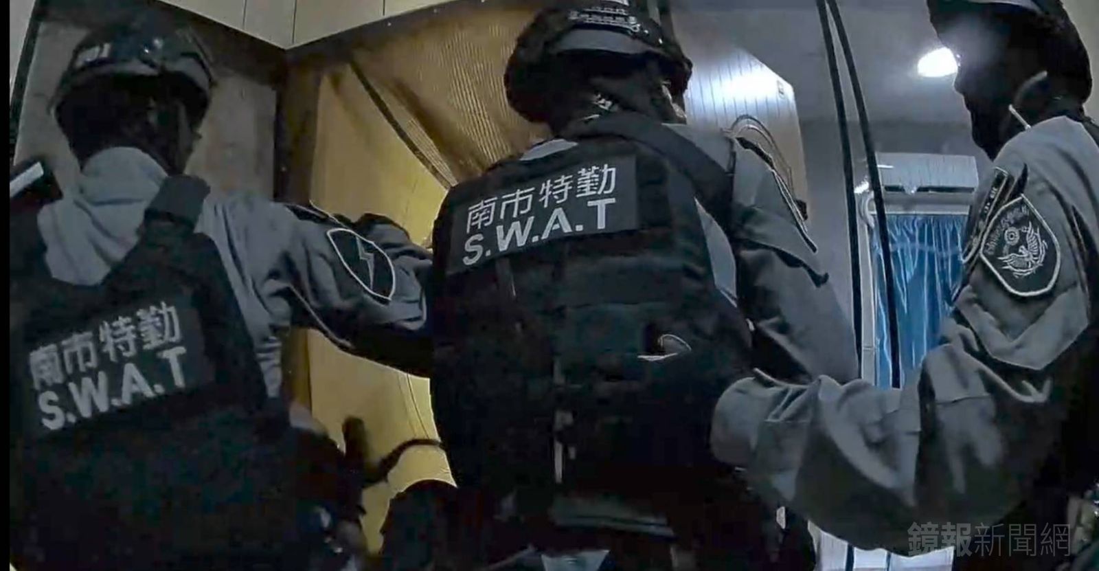 有片／毒販與神同行　南警神壇攻堅起獲大量毒品