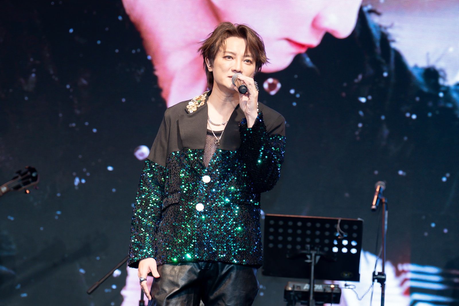 阿沁老婆驚傳意外！飛韓醫美突暈倒「失去意識」頭撞地