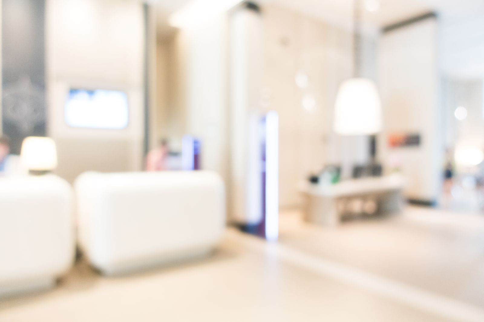 台中醫美診所早上賣課、晚上就倒閉！員工急問「客人怎麼辦」獲讚挖角...偷電黑歷史曝