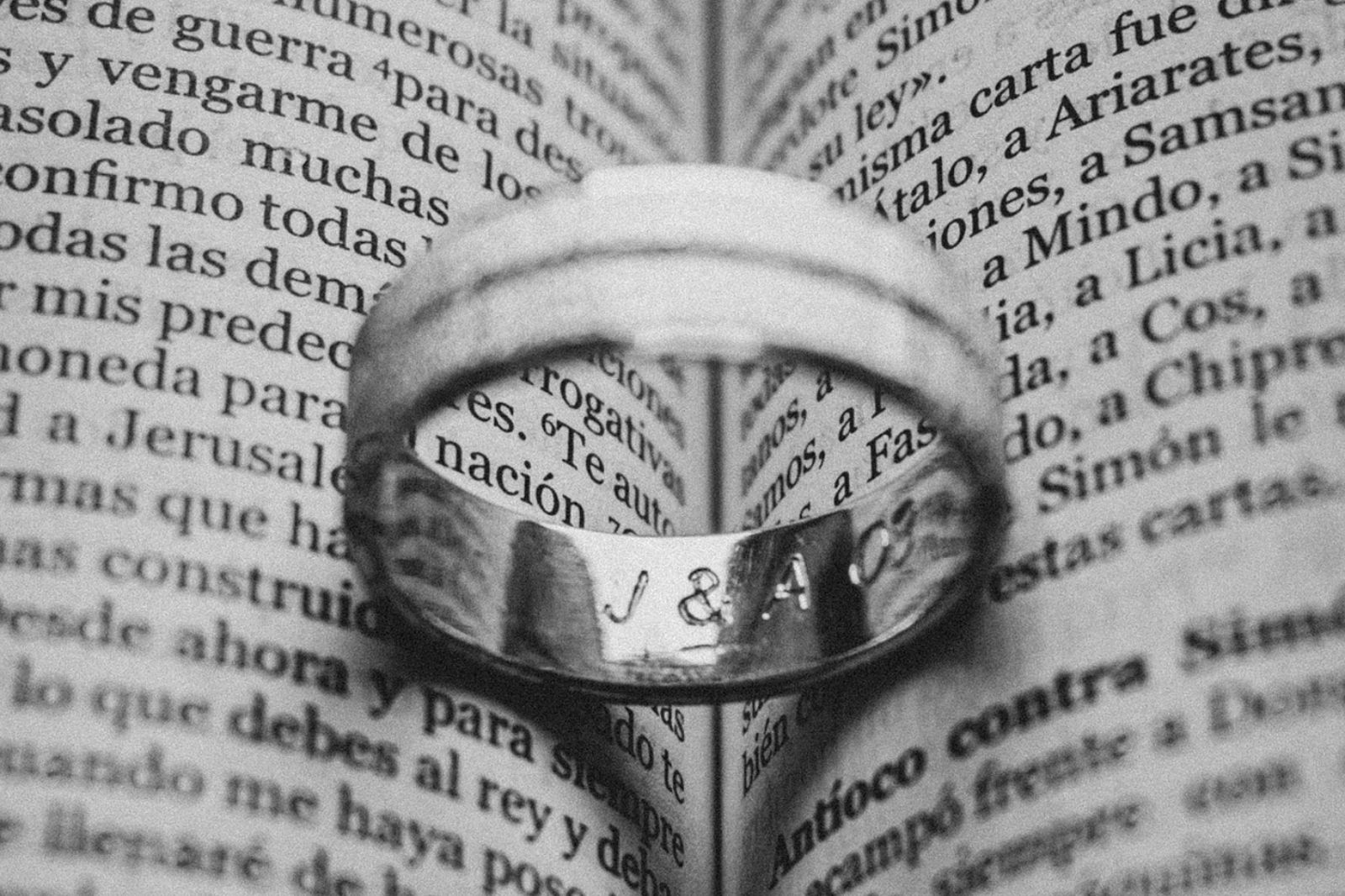 台男嫖妓泰國妹!收「訂情戒指」反被下降頭 下場曝光