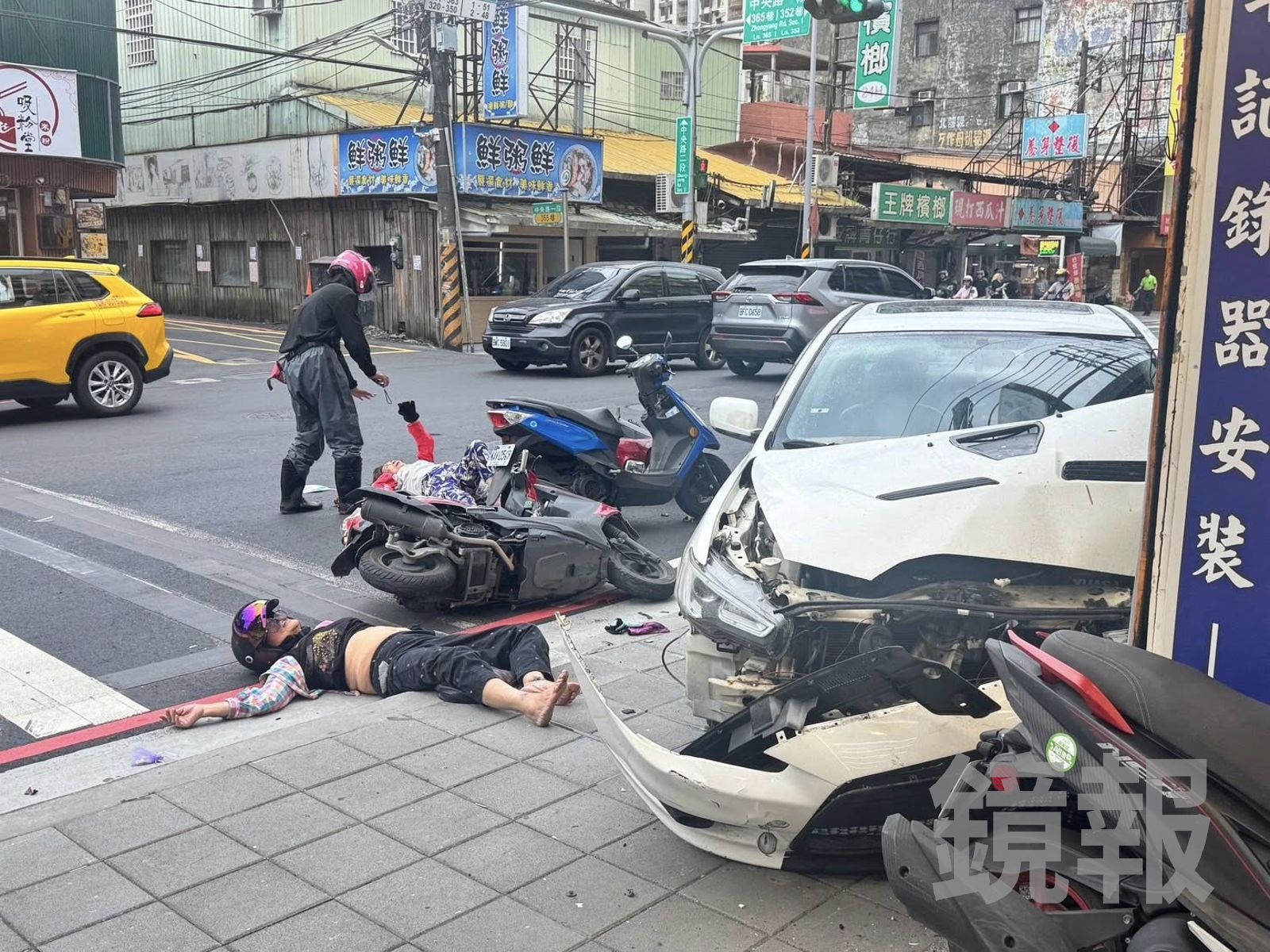 土城暴衝男釀6傷「從未考駕照」　上路20年如不定時炸彈