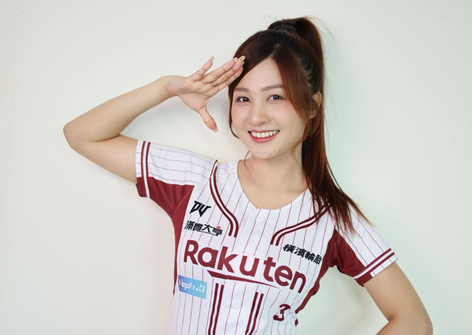 獨家／樂天女孩小紫太E！竟被害羞「I人粉絲」包圍　見面會尖叫1秒全安靜