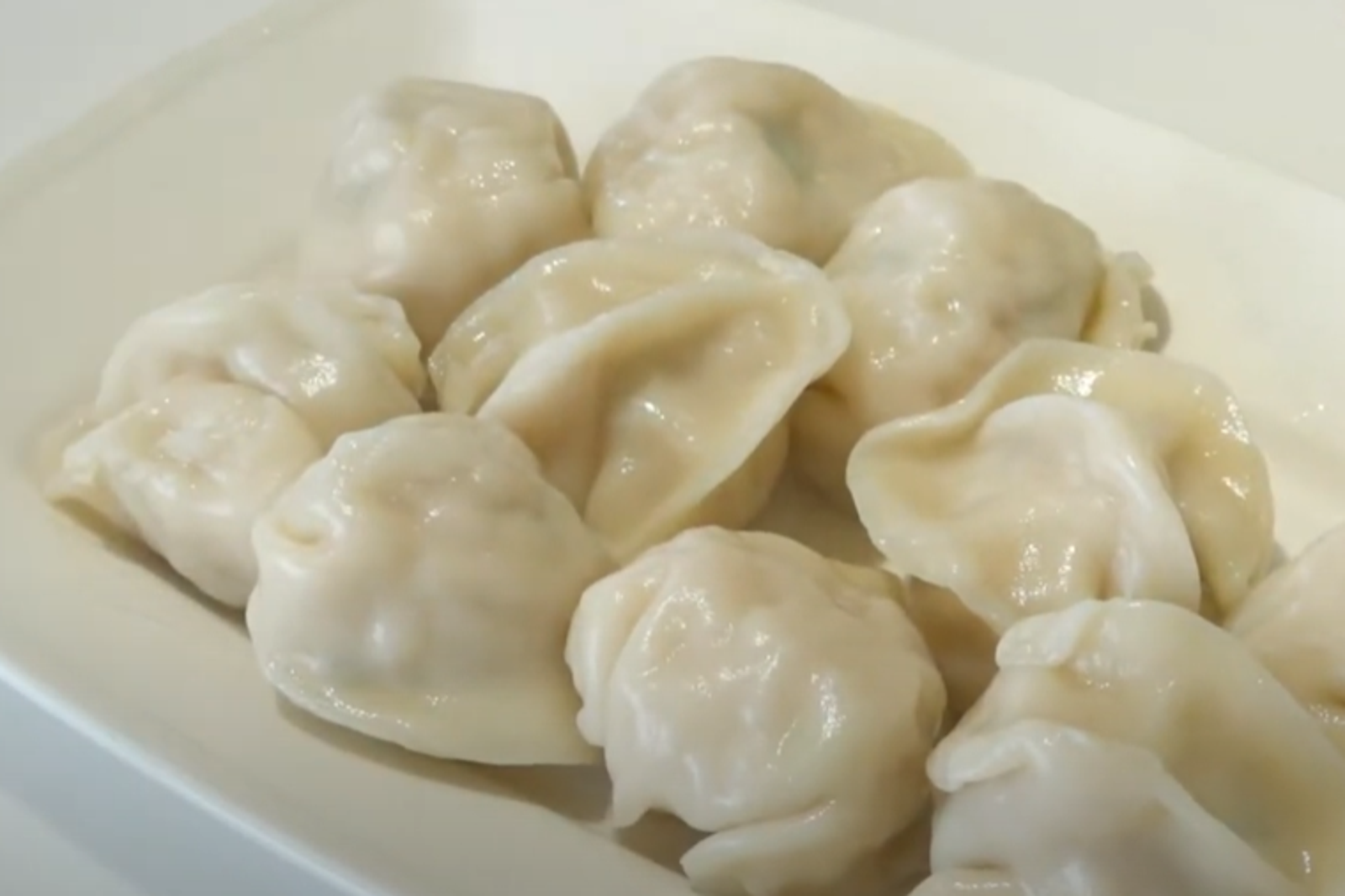 水餃怎麼煮才完美?八方雲集教「4步驟」不破皮 加碼微波爐煮法