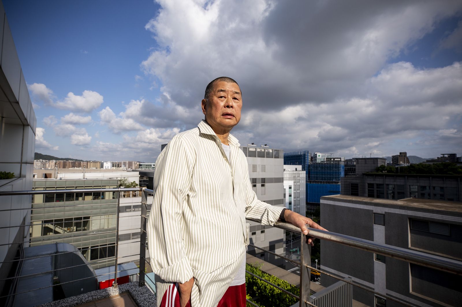 不願放棄這座「給了我一切」的城市（《黎智英傳》書摘 2之1)