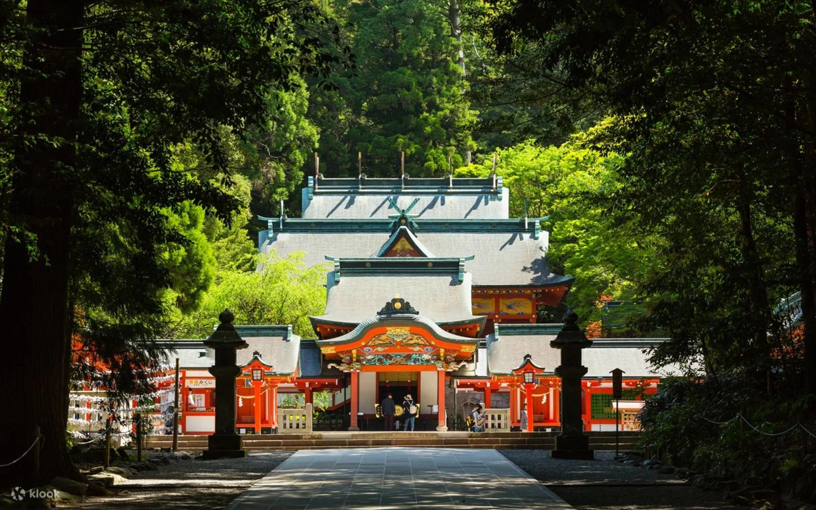喜歡歷史文化的旅客,可以走訪鹿兒島霧島神宮。(圖/Klook)