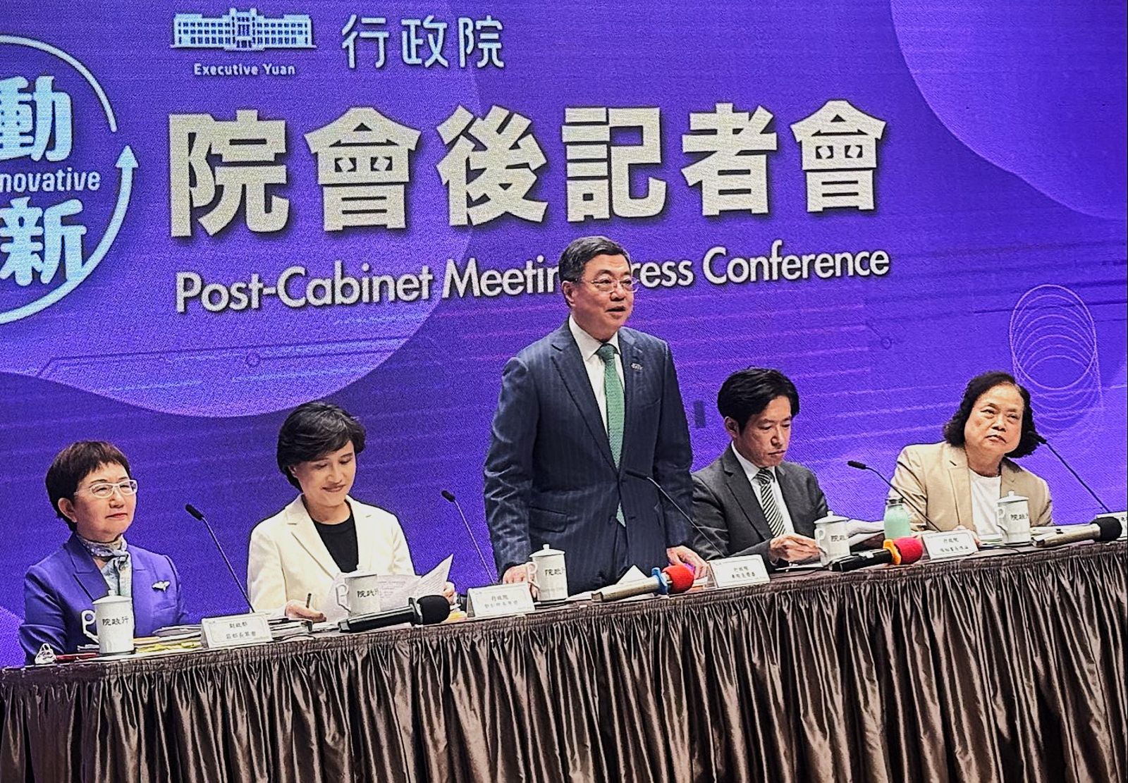 全民再普發1萬元!2357億「AI紅利」不舉債 卓榮泰把球丟立院:人民福利不能等