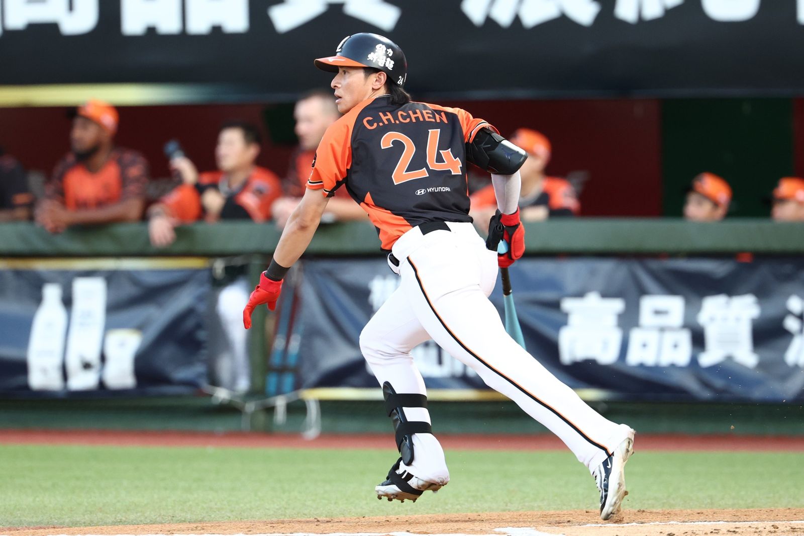 中職／陳傑憲十局關鍵安　統一延長賽4：2勝味全