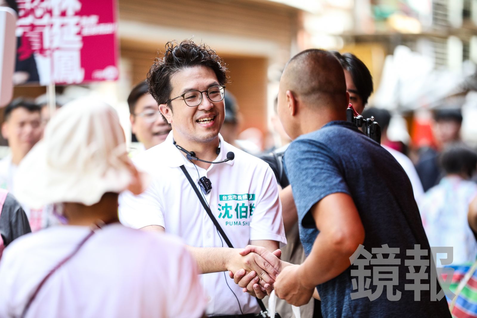 誇張!西門町吸菸室「幼童入內」狂吸二手菸 沈伯洋:小孩是要保護的對象
