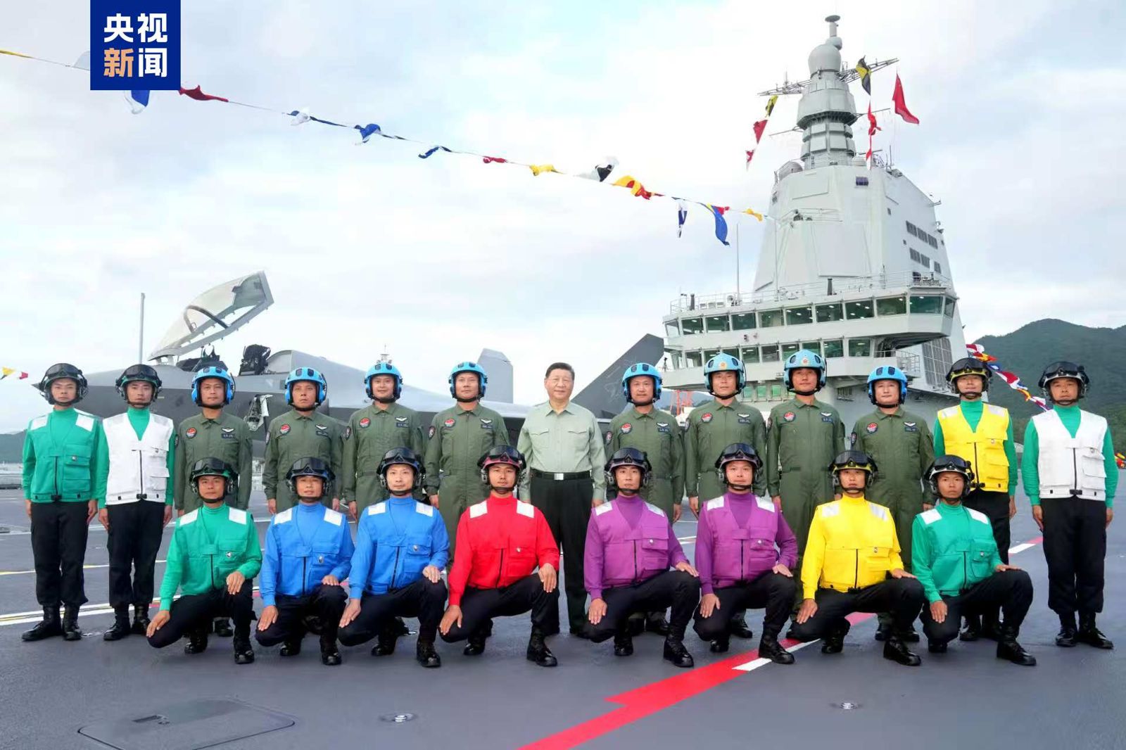 解放軍海軍福建艦5日成軍　習近平僅帶3人出席釋出最新政治信號
