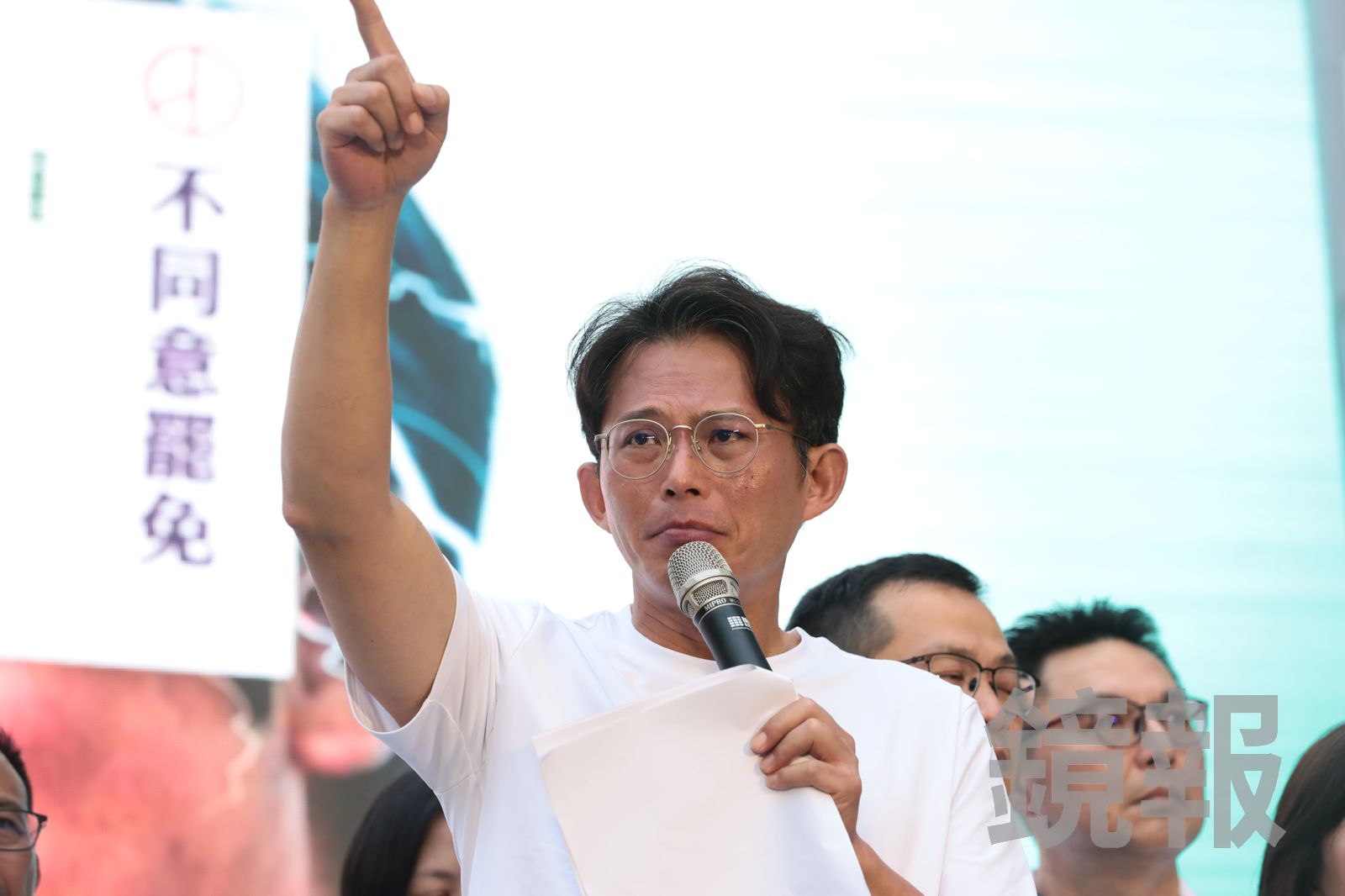 指黃國昌「2位最敬重的長輩」都挺罷免　吳靜怡批：還有臉挺傅崐萁嗎