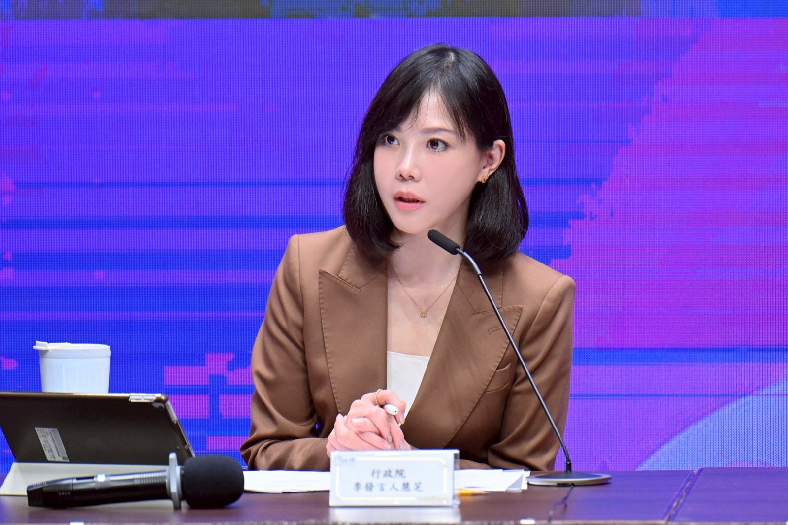 川普控台灣偷晶片!曹興誠不滿政府悶聲 政院上火線澄清:沒有誰偷誰狀況