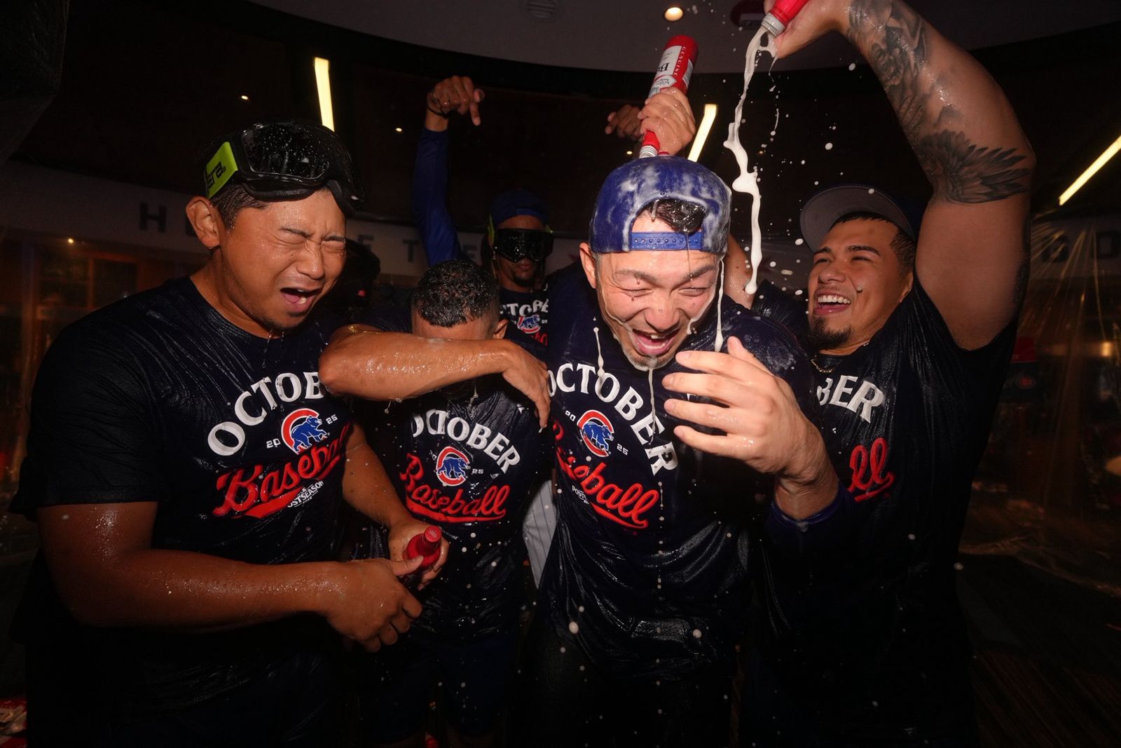MLB／小熊晉級分區系列賽！今永昇太香檳狂灑媒體「GO CUBS GO！」嗨翻慶祝