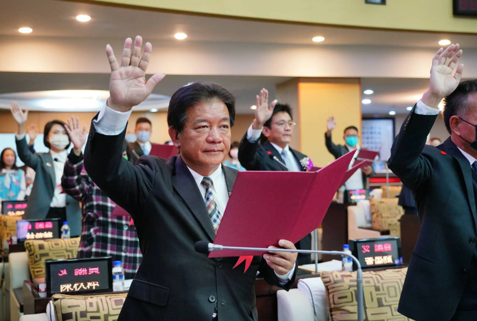 快訊/曾喊坦蕩蕩!南市前議長郭信良涉「私吞千萬公款」 今晨遭聲押禁見