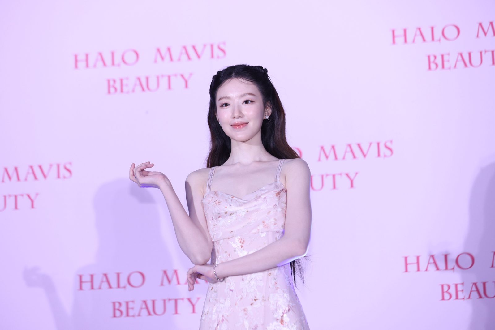 舒華「暴瘦脫相」法令紋現形!今露面親曝現況