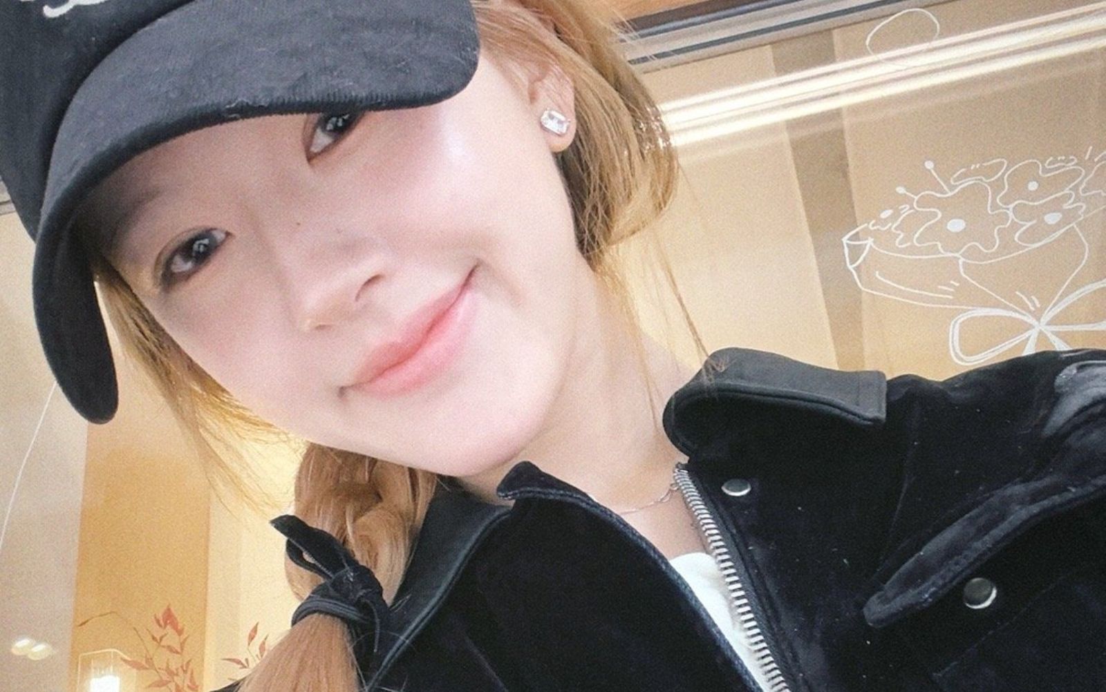 趙露思再直播發聲!怒控「公司買水軍」造謠攻擊:我沒瘋謝謝