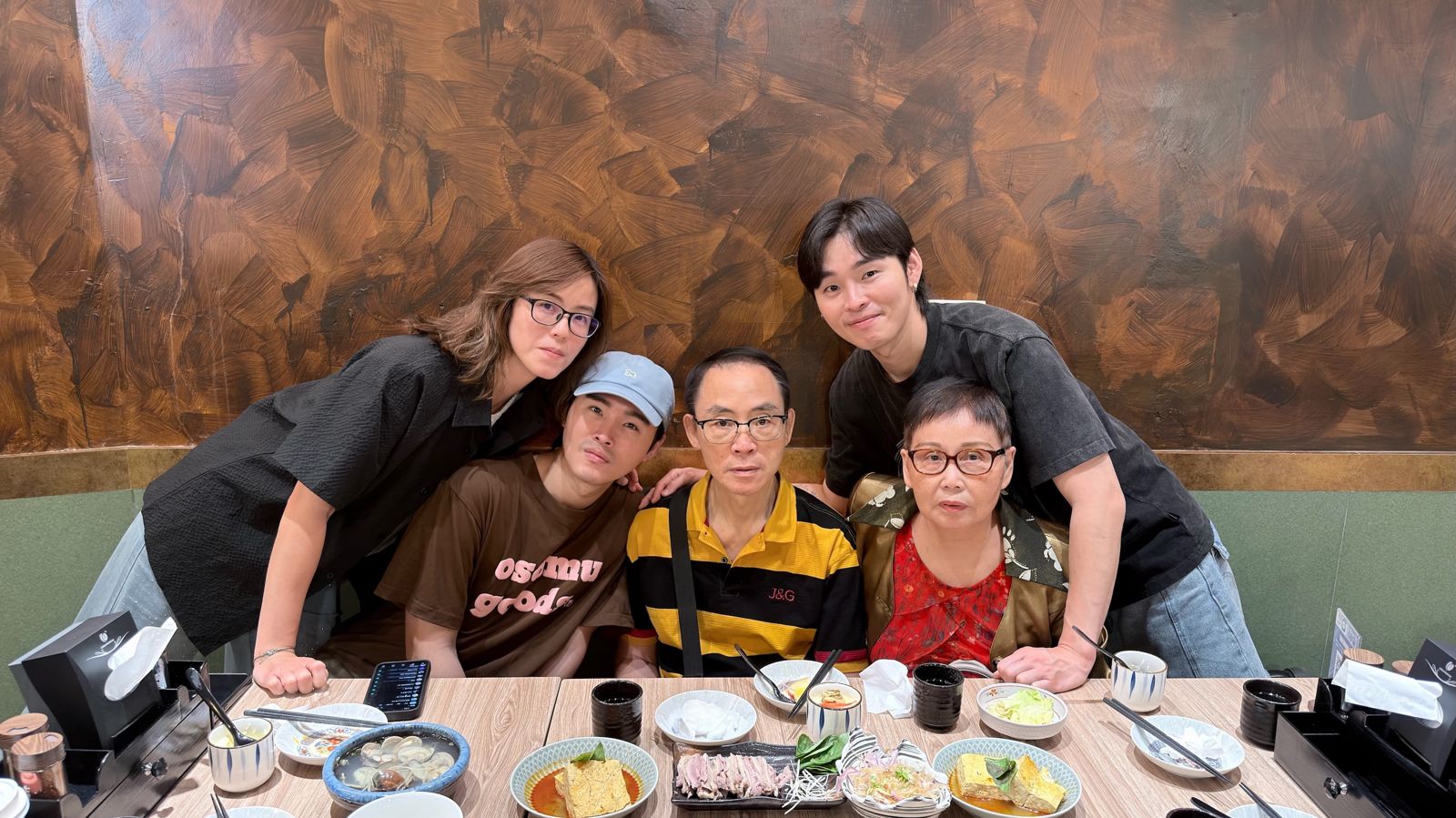 觀看數破3000萬!展榮展瑞父親節「送大禮」 要爸爸睡覺都想到4個子女