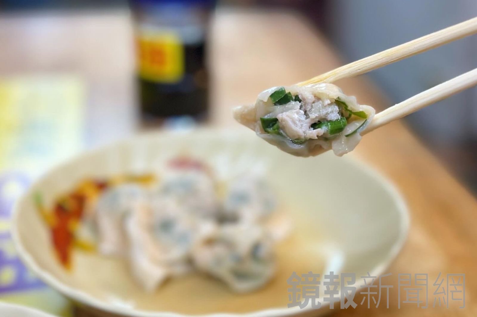 高麗菜甜、韭菜香!景美夜市「楊家手工水餃」不沾醬就超好吃