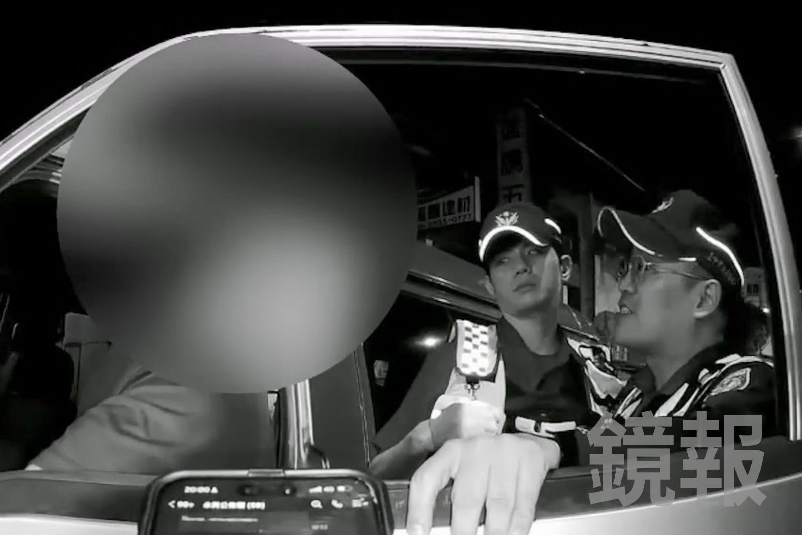 警方聞到異常濃烈的酒精氣味,要求林男下車受檢。民眾提供