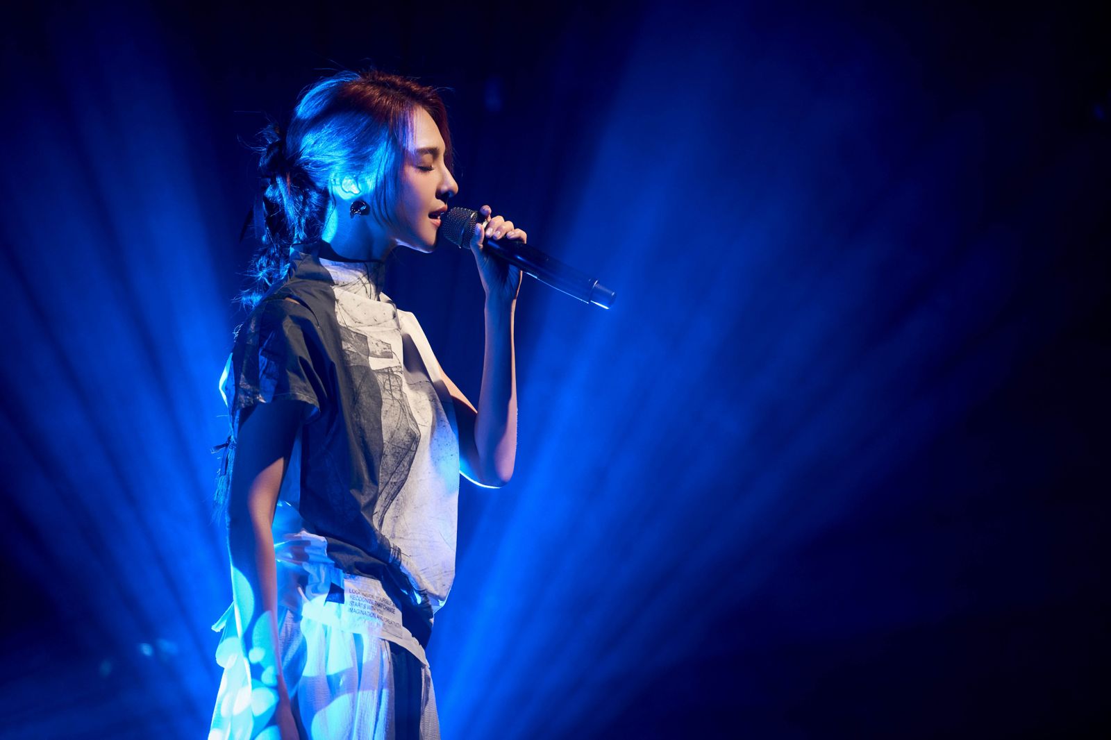 郭靜慟別摯愛半年　數度淚崩哽咽吐內心話