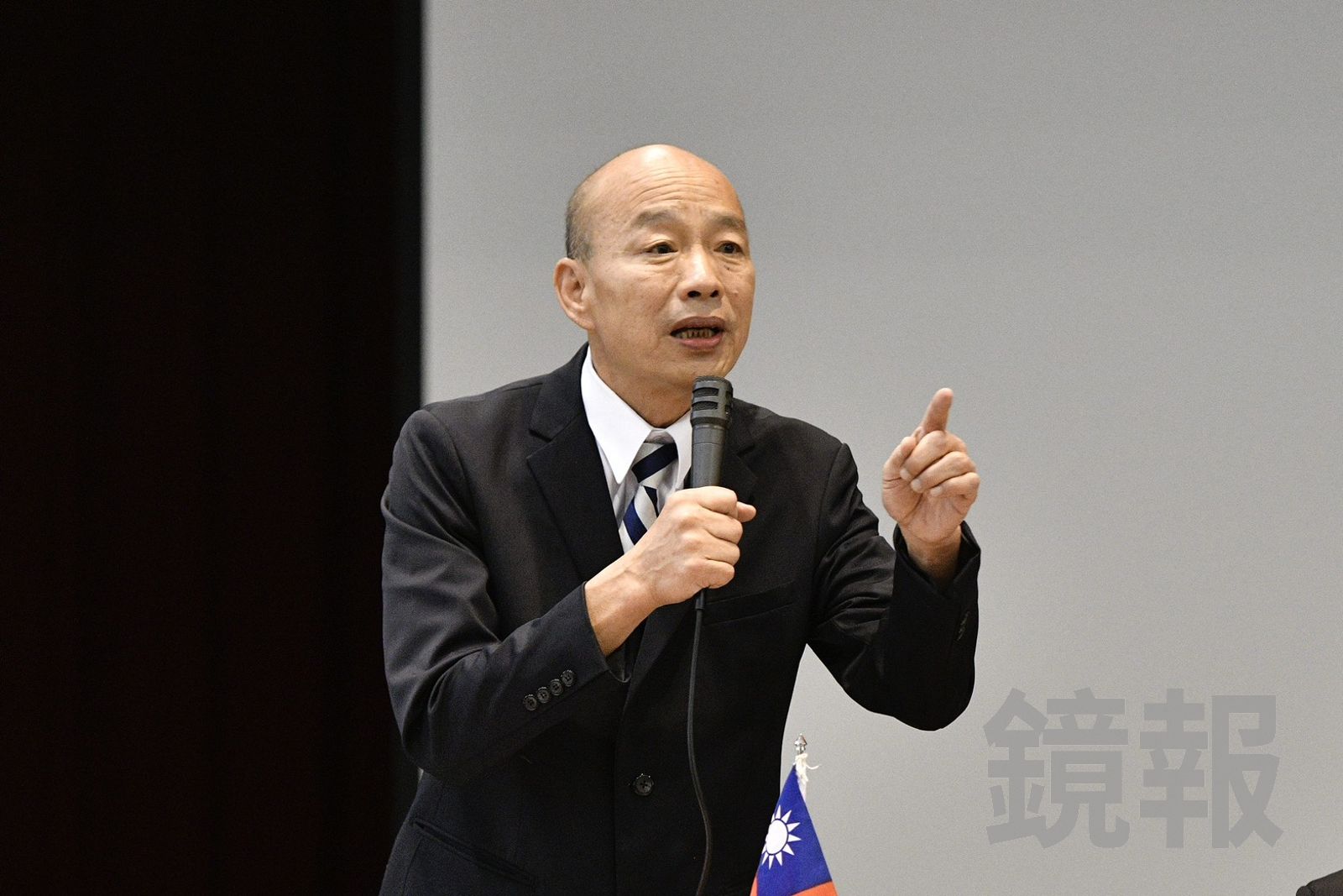 韓國瑜懇請黨團成員,在此最緊要的關頭,一定要奮力將工作做好,做出光榮的成績單。(圖/李智為攝)